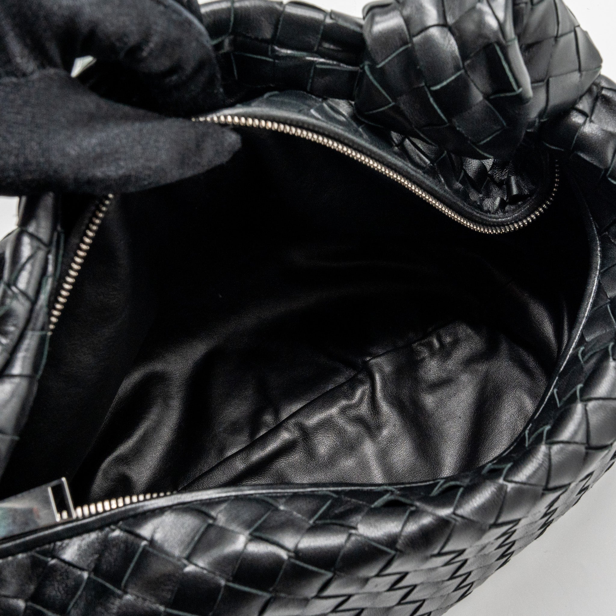 bottega-veneta-small-jodie-lambskin-black-shw