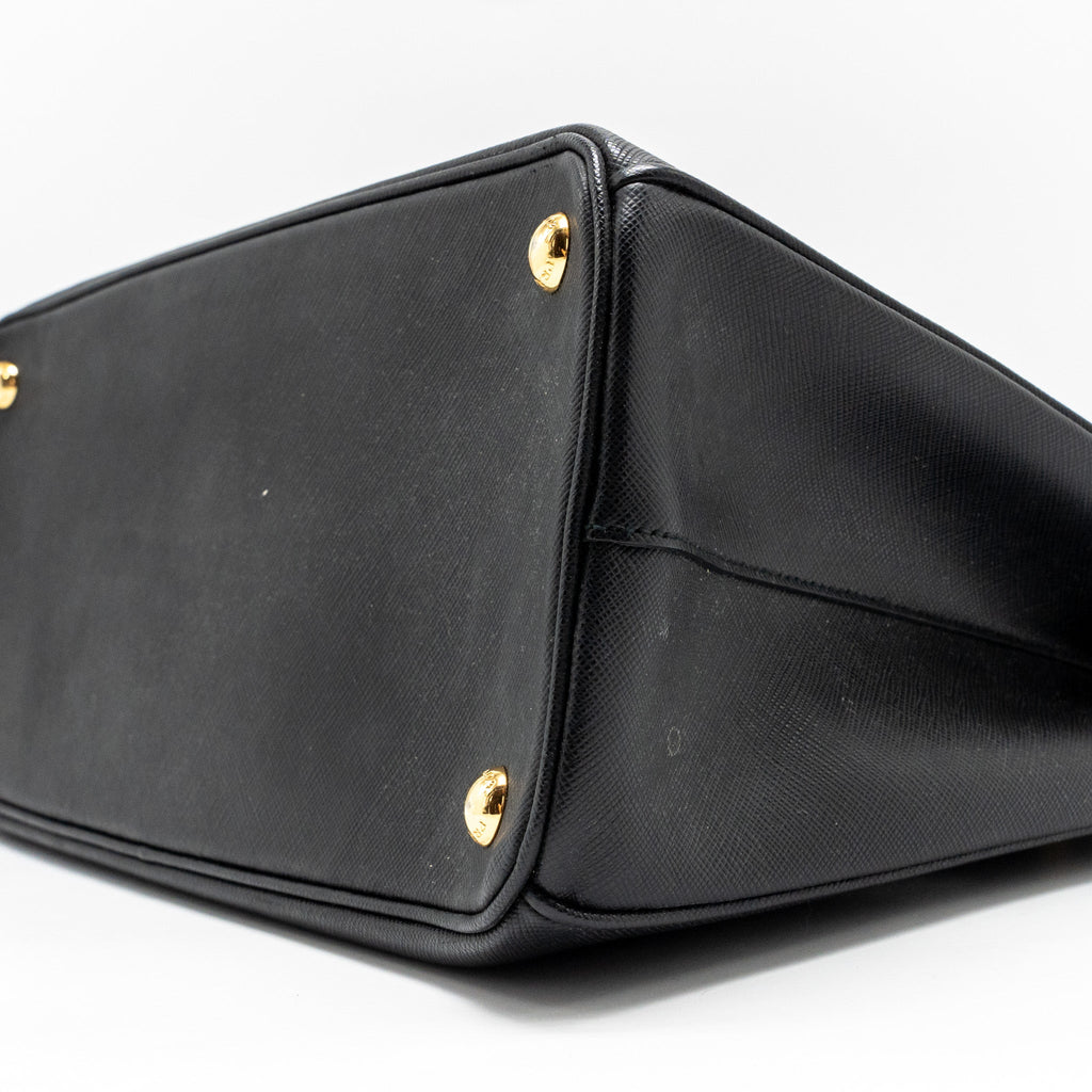 prada-large-saffiano-tote-bag-galleria-saffiano-leather-black-ghw