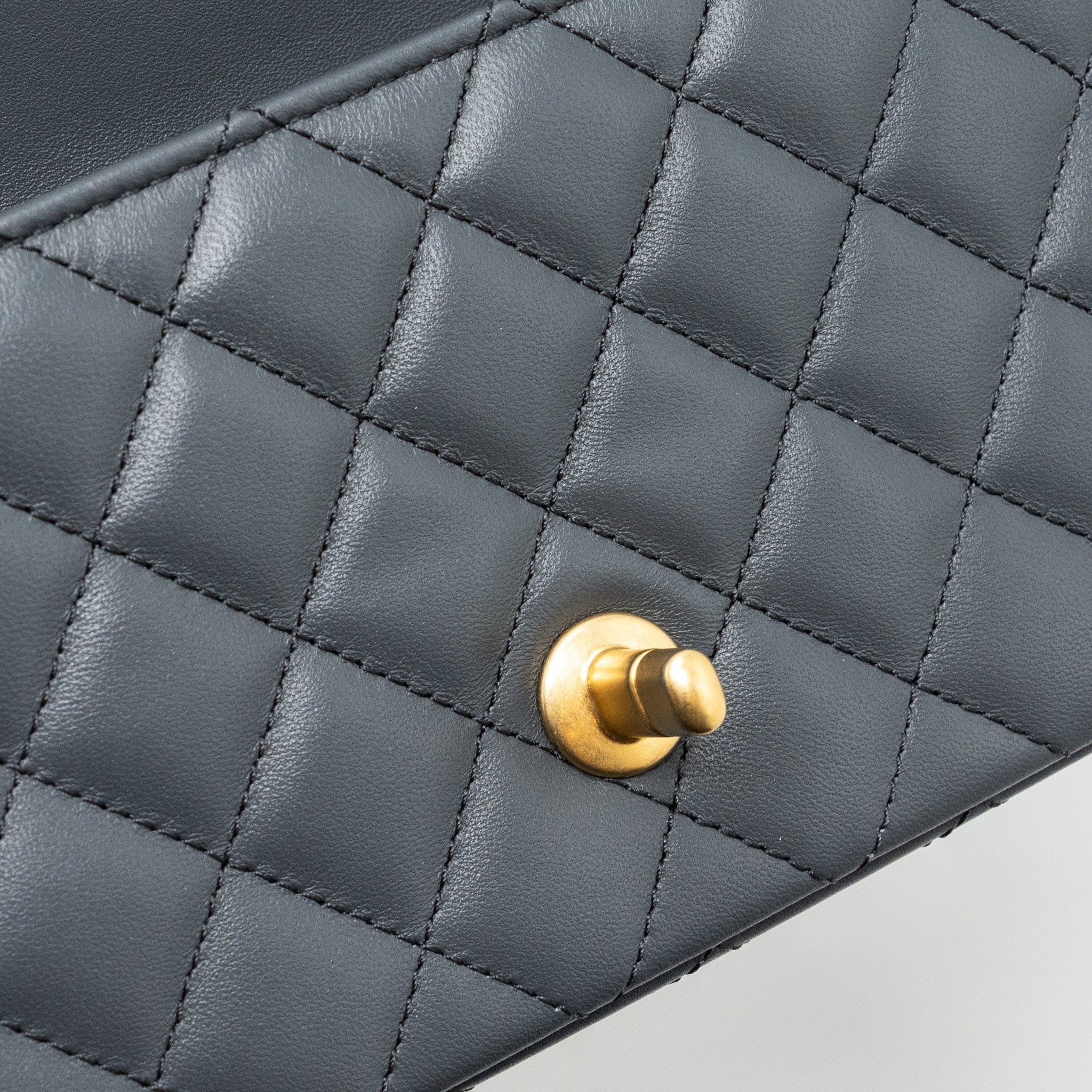 chanel-pearl-crush-mini-rectangular-flap-bag-dark-grey-ghw-microchip