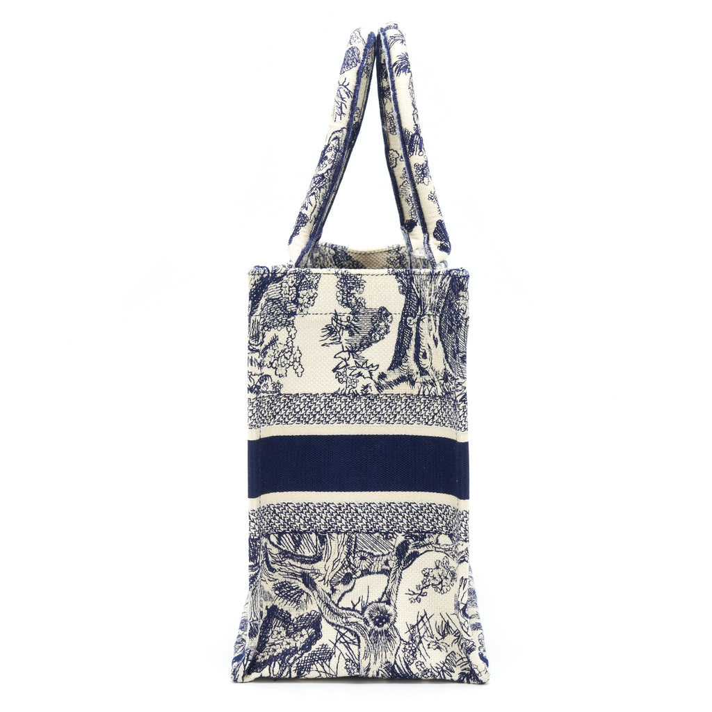 dior-small-book-tote-limited-edition