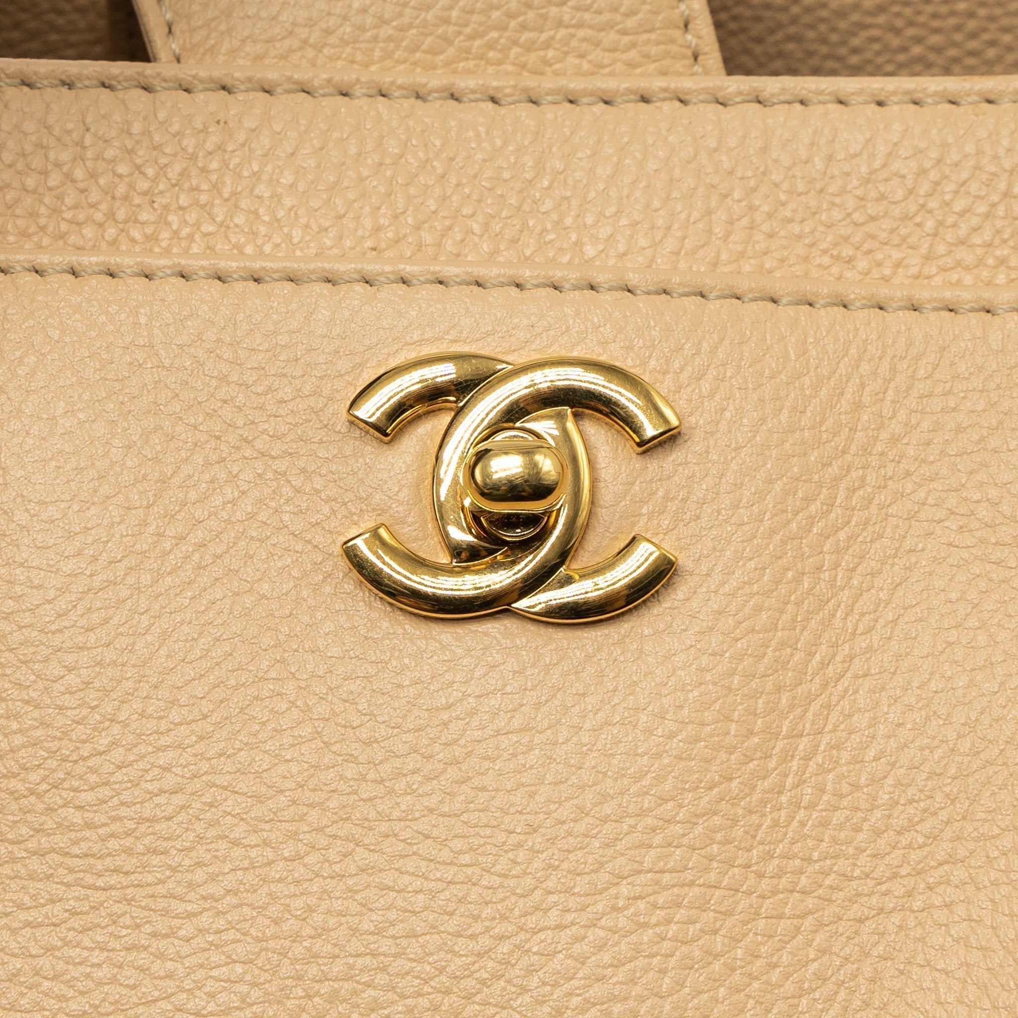 chanel-cerf-tote-bag-grained-calfskin-beige-ghw