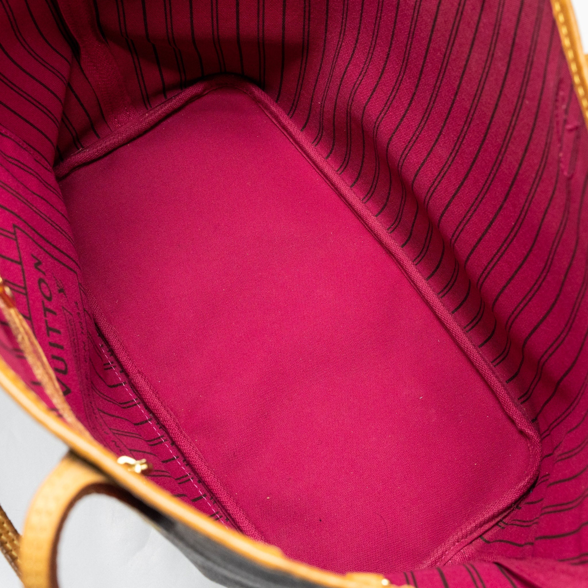 louis-vuitton-neverfull-mm-monogram-canvas-ghw-5