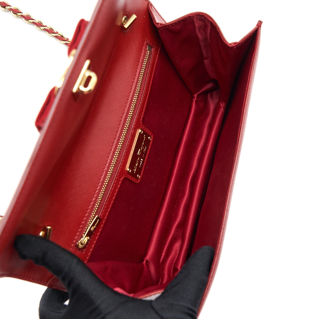 salvatore-ferragamo-ginny-saffiano-shoulder-bag-calfskin-red-ghw