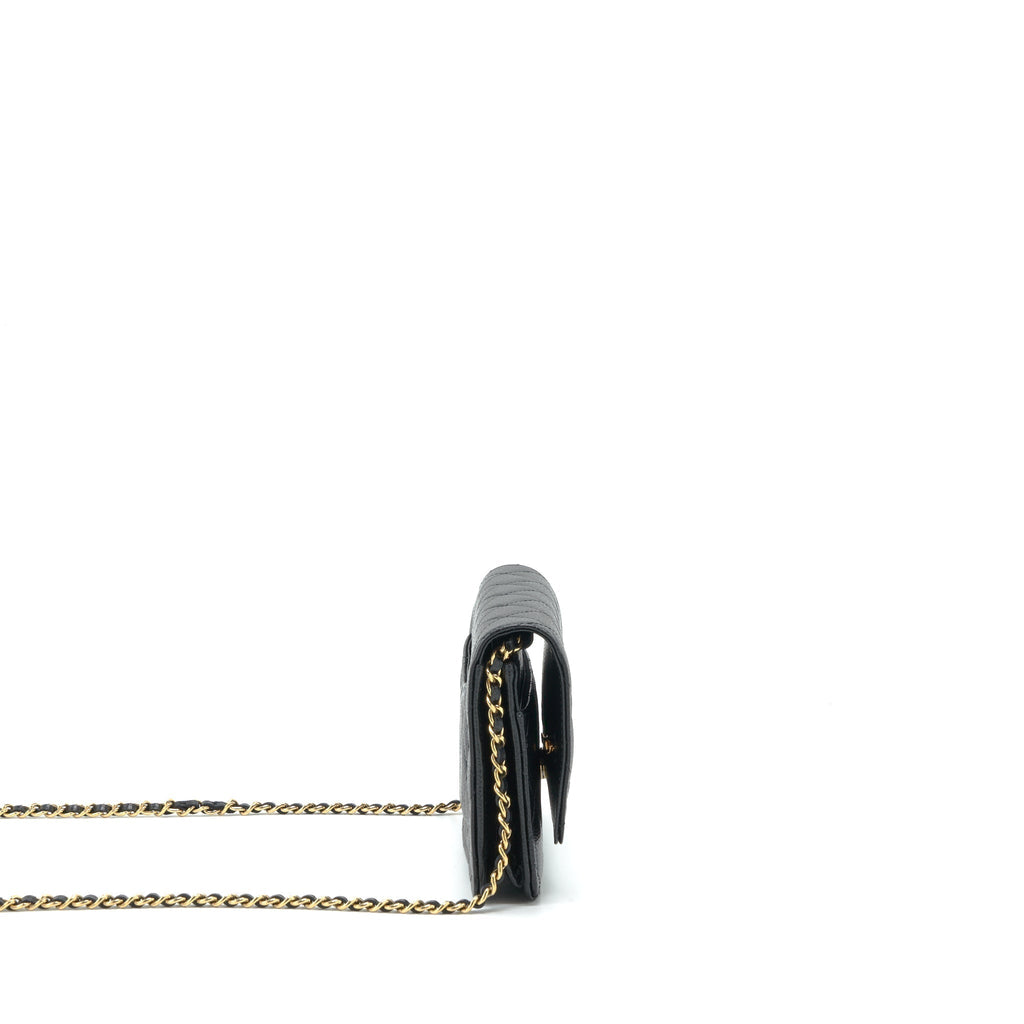 chanel-22p-classic-wallet-on-chain-caviar-black-lghw-microchip