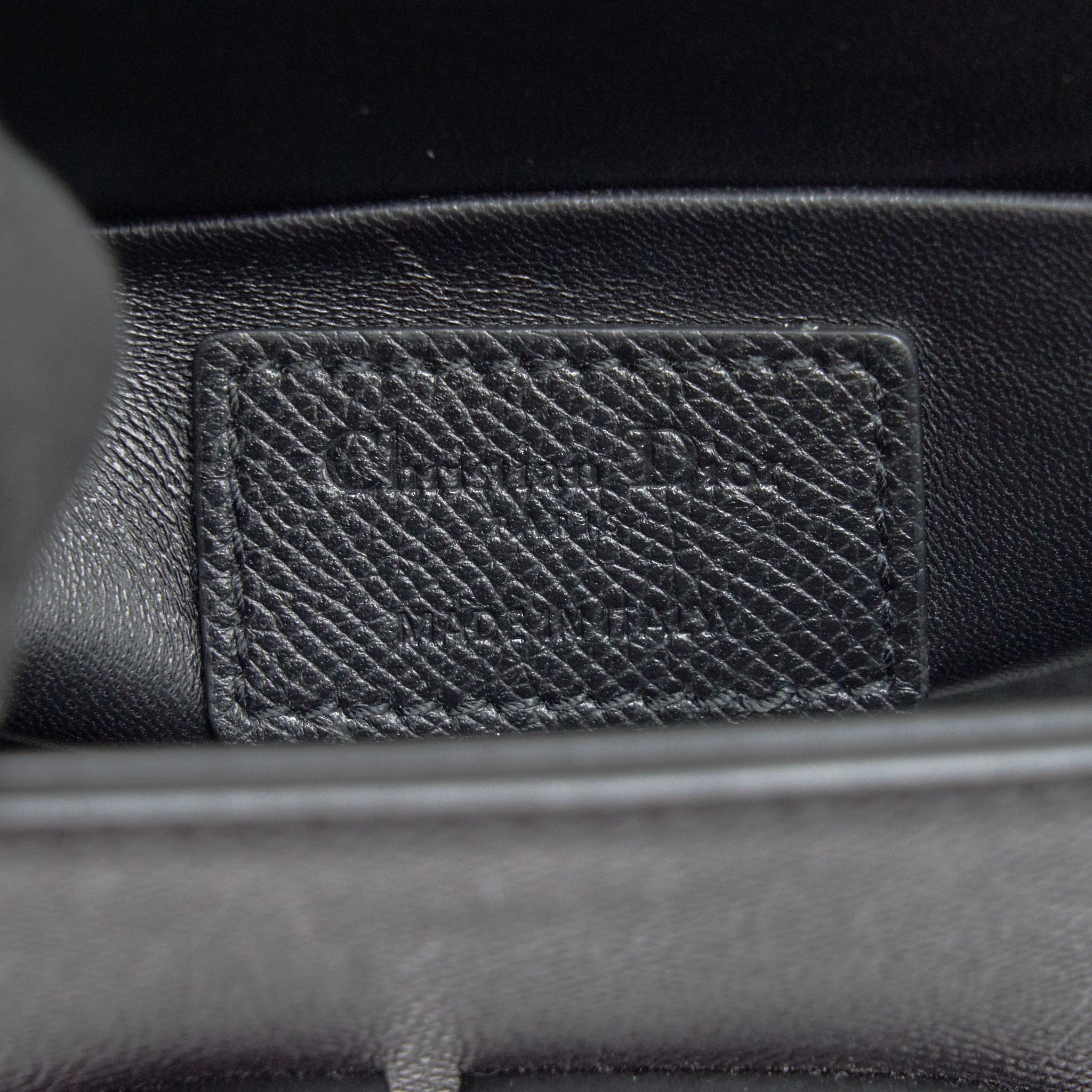 dior-30-montaigne-box-bag-in-grained-calfskin-so-black