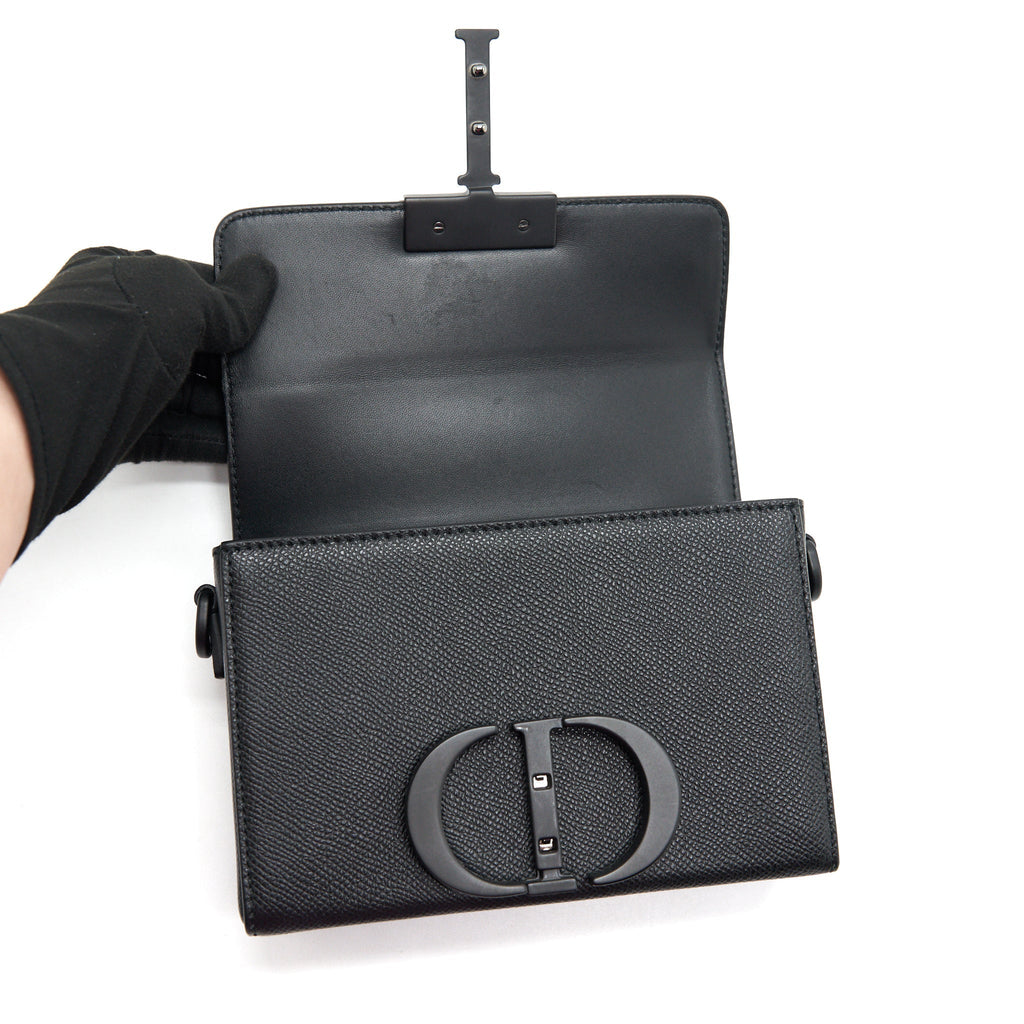 dior-30-montaigne-box-bag-in-grained-calfskin-so-black