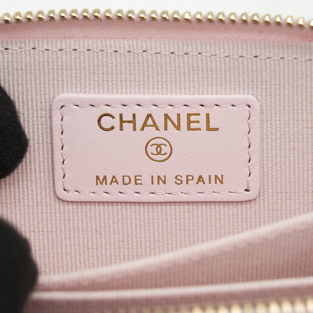 chanel-22p-zip-cardholder-caviar-pink-lghw