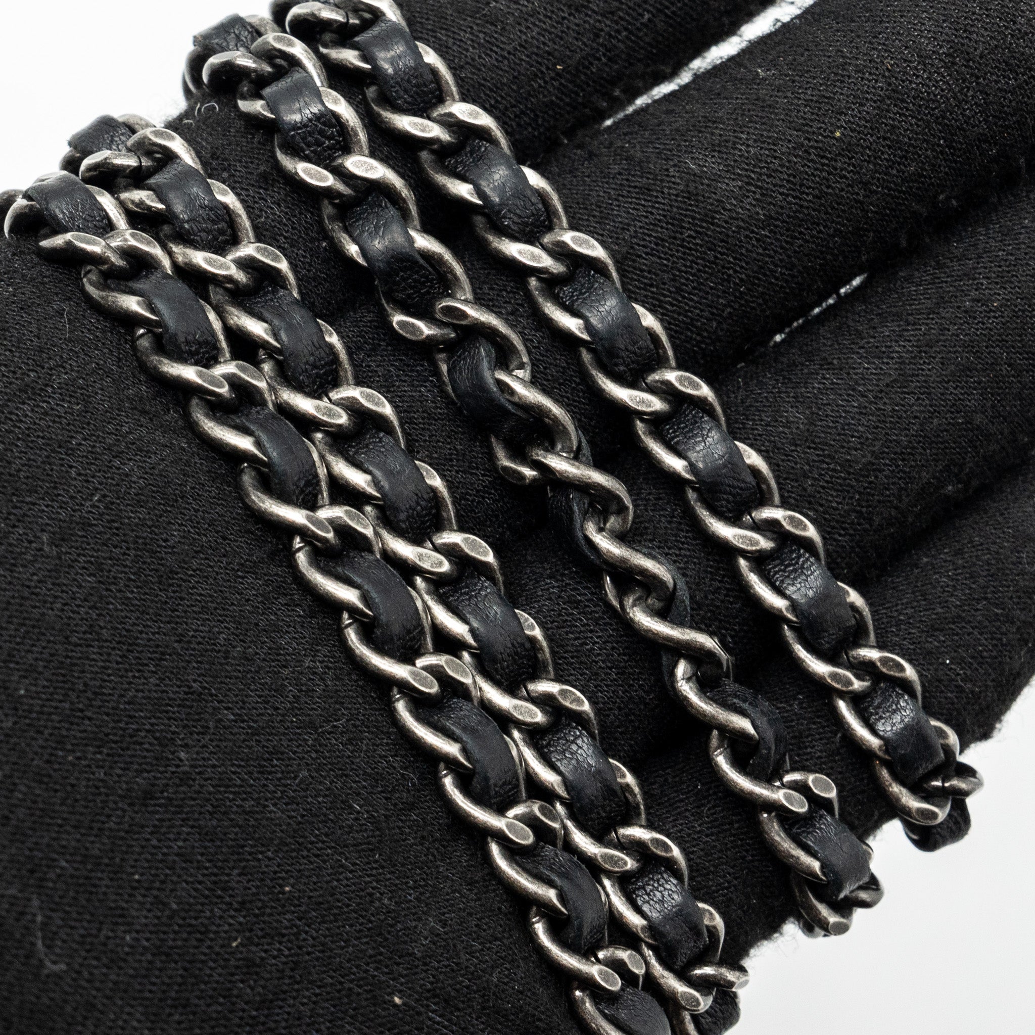 chanel-boy-wallet-on-chain-lambskin-black-ruthenium-hardware
