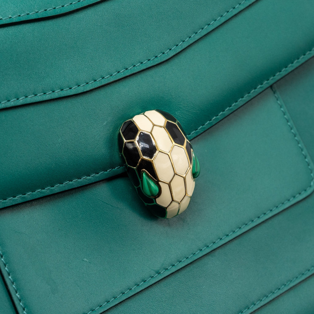 bvlgari-serpenti-forever-flap-bag-calfskin-green-ghw