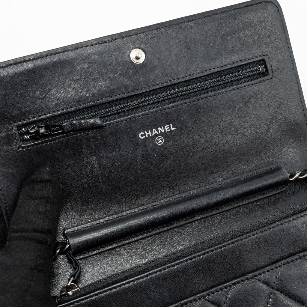 chanel-boy-wallet-on-chain-lambskin-black-ruthenium-hardware
