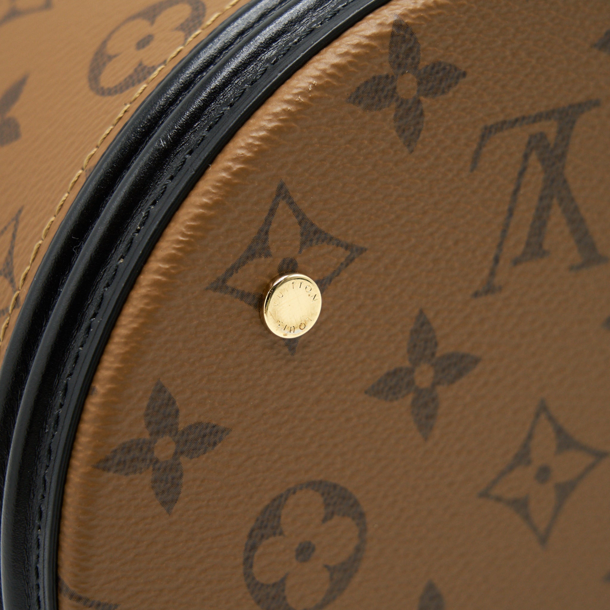 louis-vuitton-cannes-monogram-reverse-canvas-2