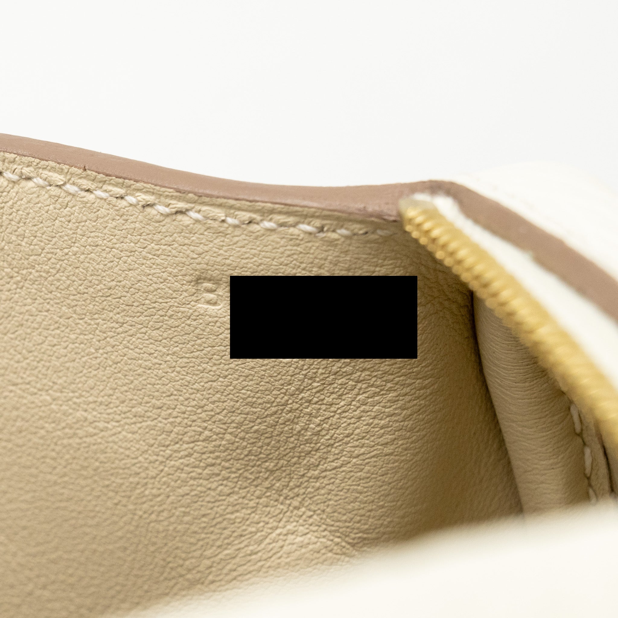 hermes-mini-lindy-clemence-mushroom-nata-with-multicolor-strap-ghw-stamp-b