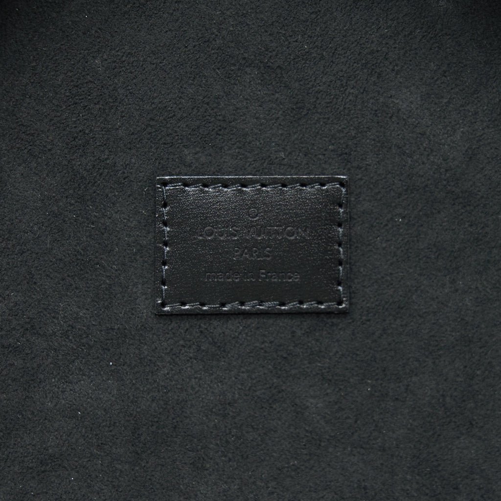 louis-vuitton-cannes-monogram-reverse-canvas-2