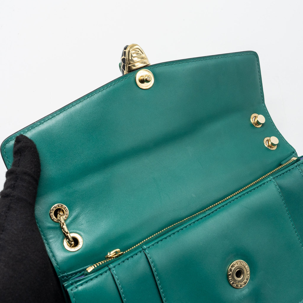 bvlgari-serpenti-forever-flap-bag-calfskin-green-ghw