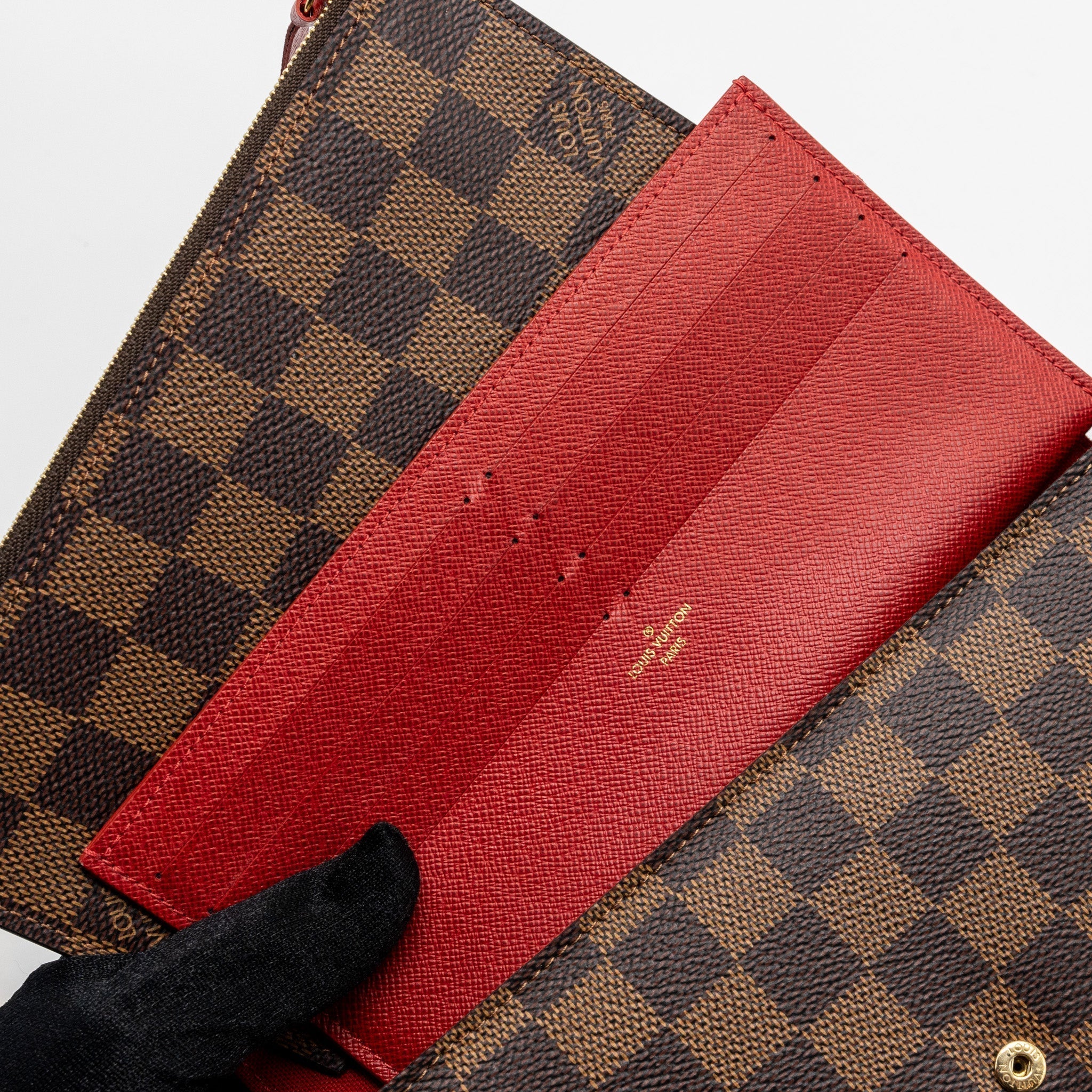 louis-vuitton-felicie-pochette-damier-ebene-canvas-ghw