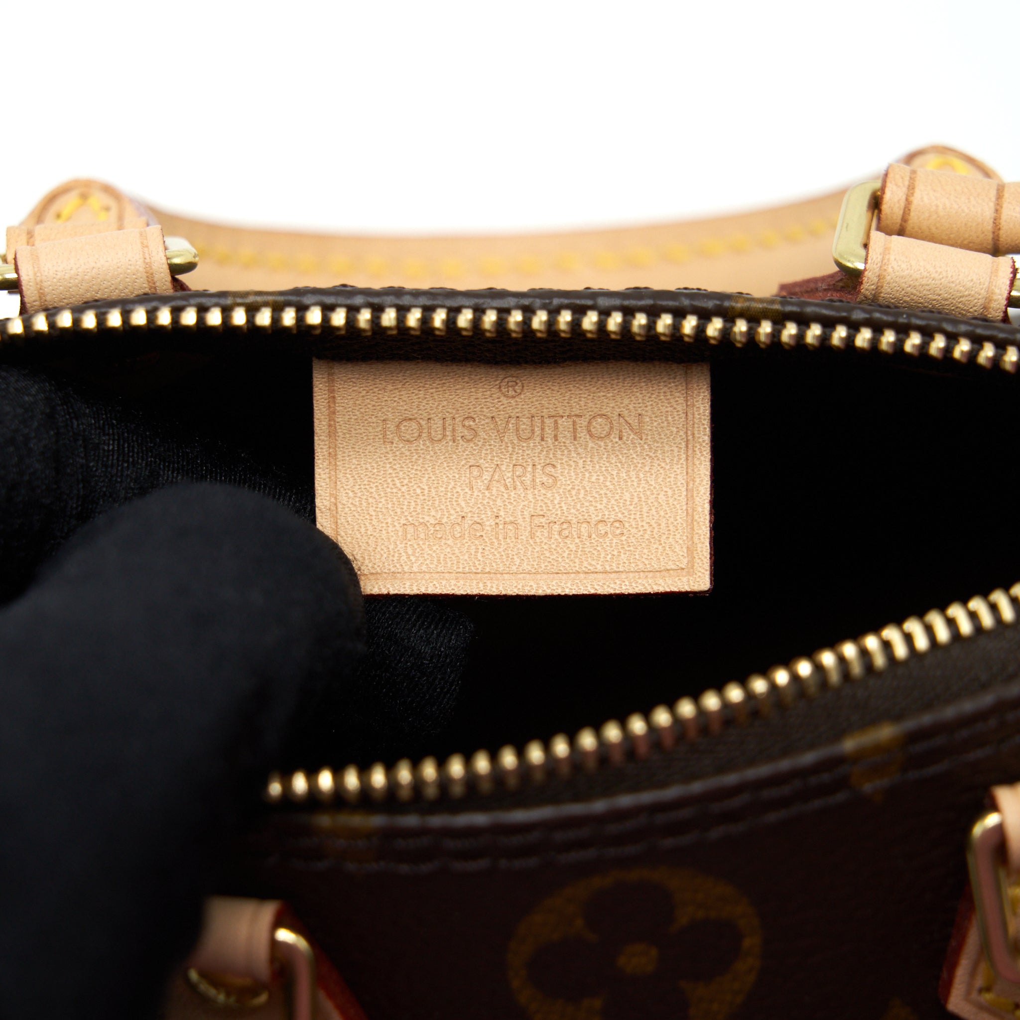 louis-vuitton-nano-speedy-monogram-canvas-ghw