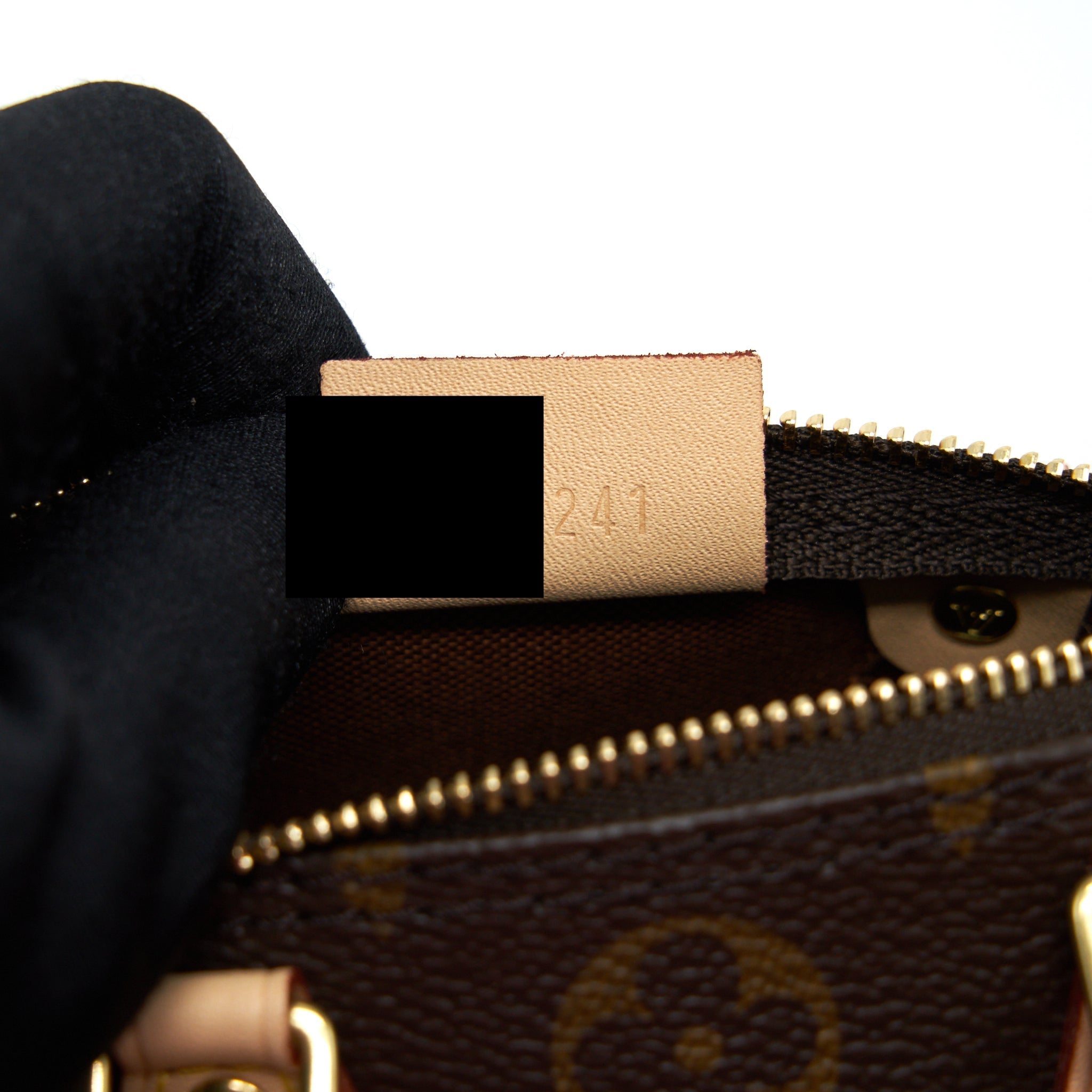 louis-vuitton-nano-speedy-monogram-canvas-ghw