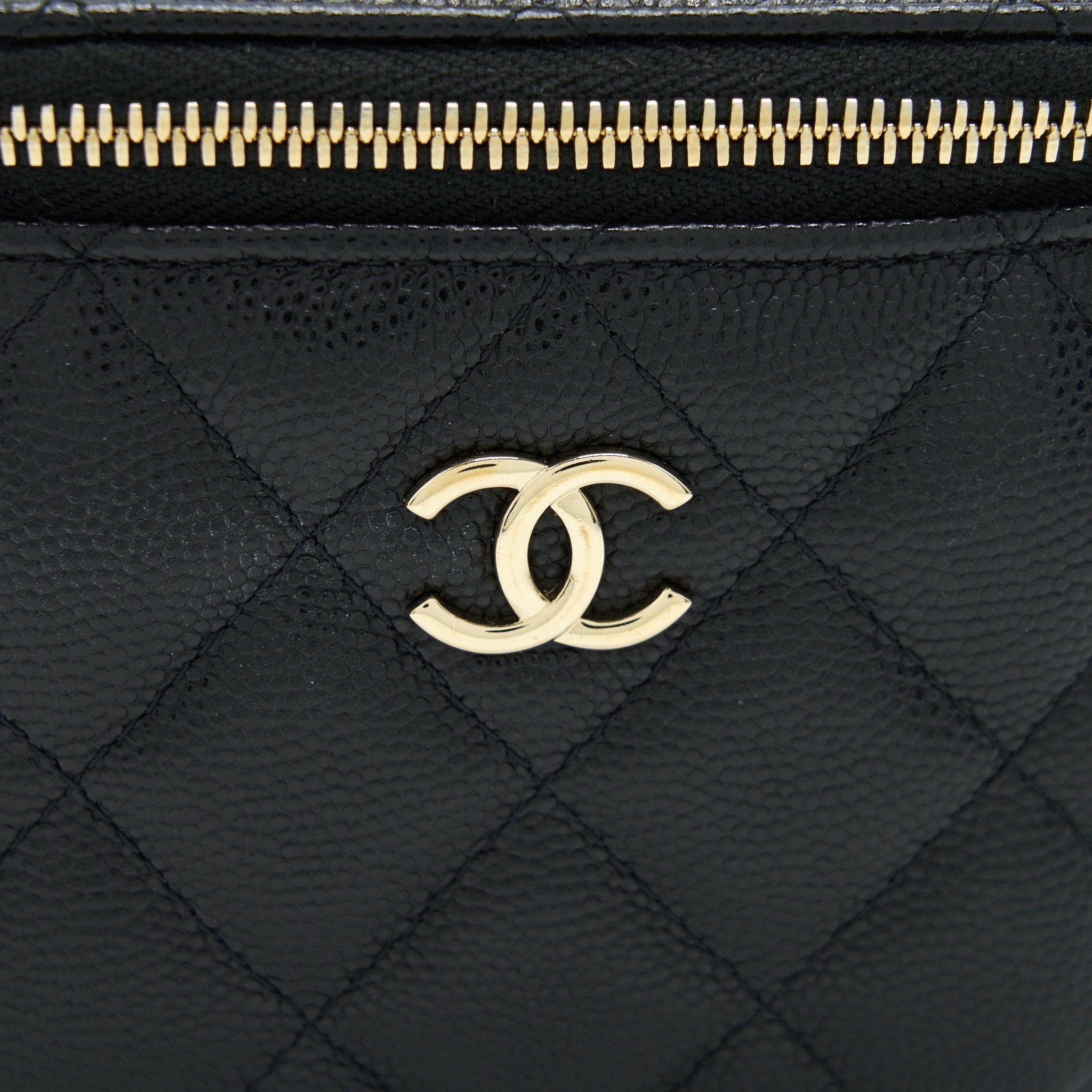 chanel-small-vanity-clutch-with-chain-with-cc-pearl-caviar-black-lghw