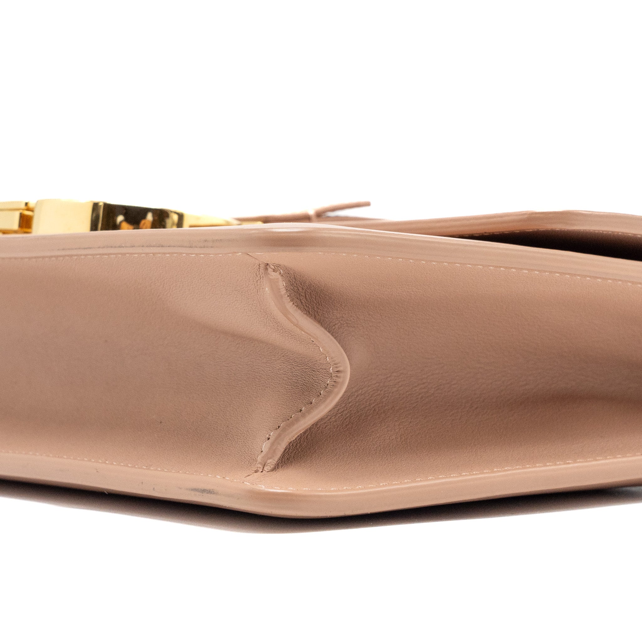 dior-30-montaigne-medium-flap-bag-calfskin-beige-ghw