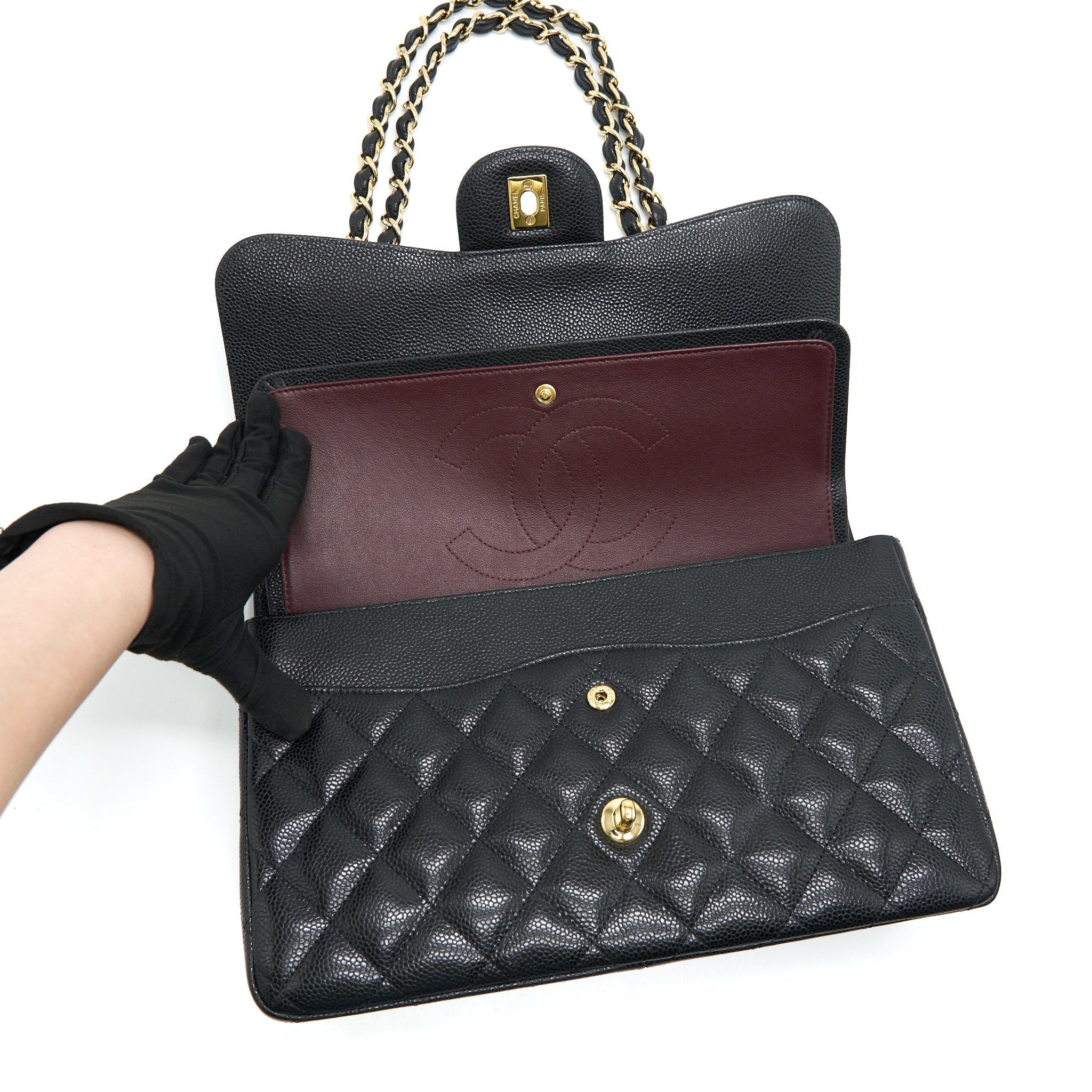 chanel-jumbo-classic-double-flap-in-caviar-black-ghw