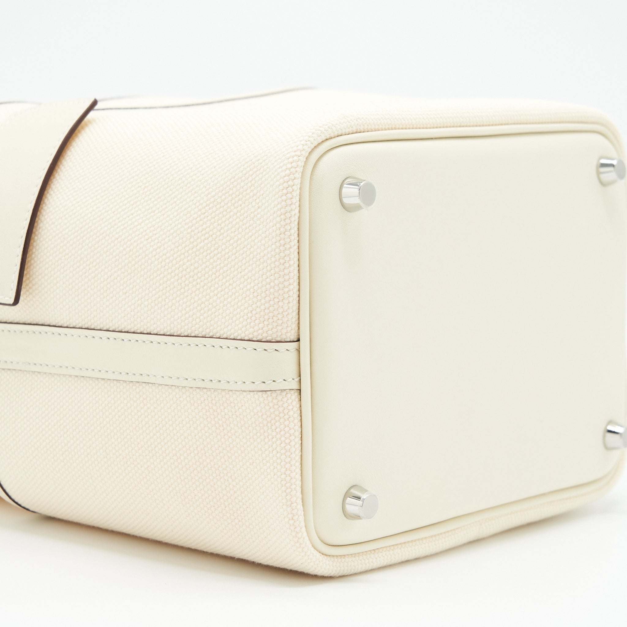 hermes-picotin-cargo-18-lock-bag-swift-and-toile-canvas-ecru-nata-shw-stamp-z