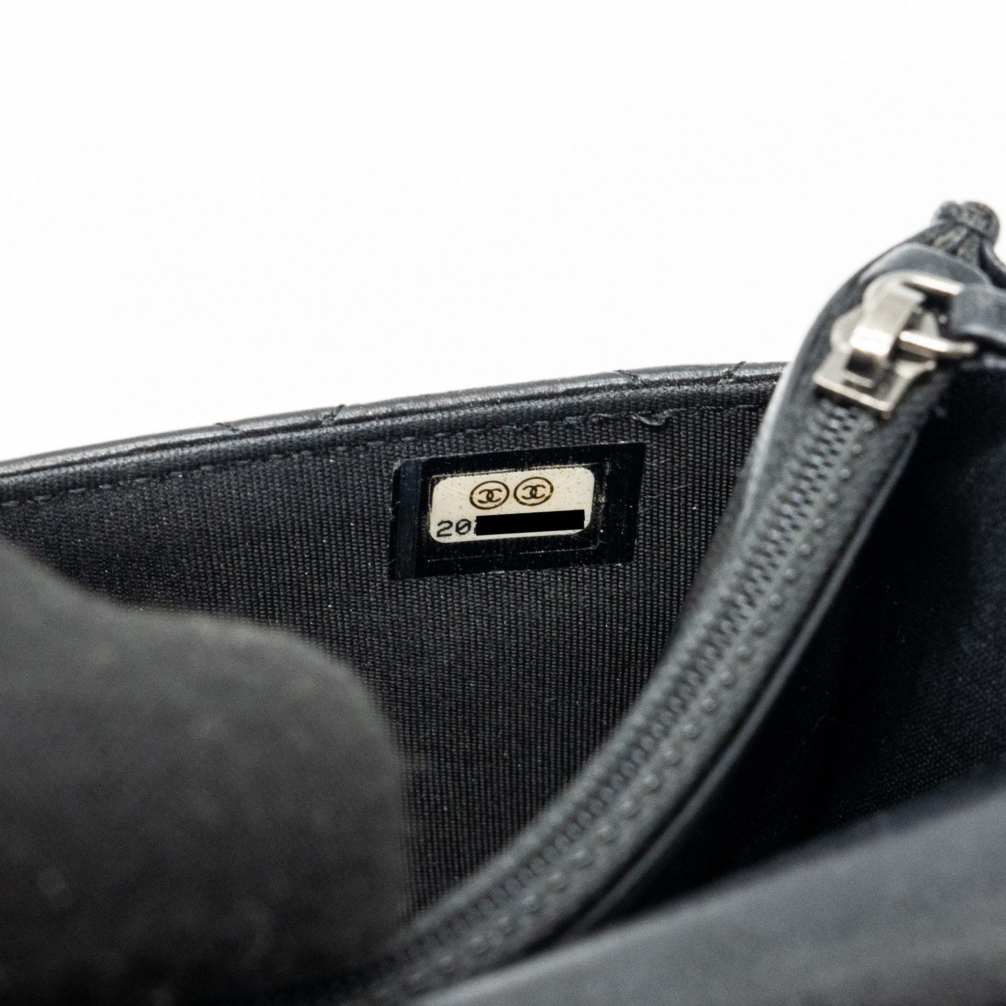 chanel-boy-wallet-on-chain-lambskin-black-ruthenium-hardware
