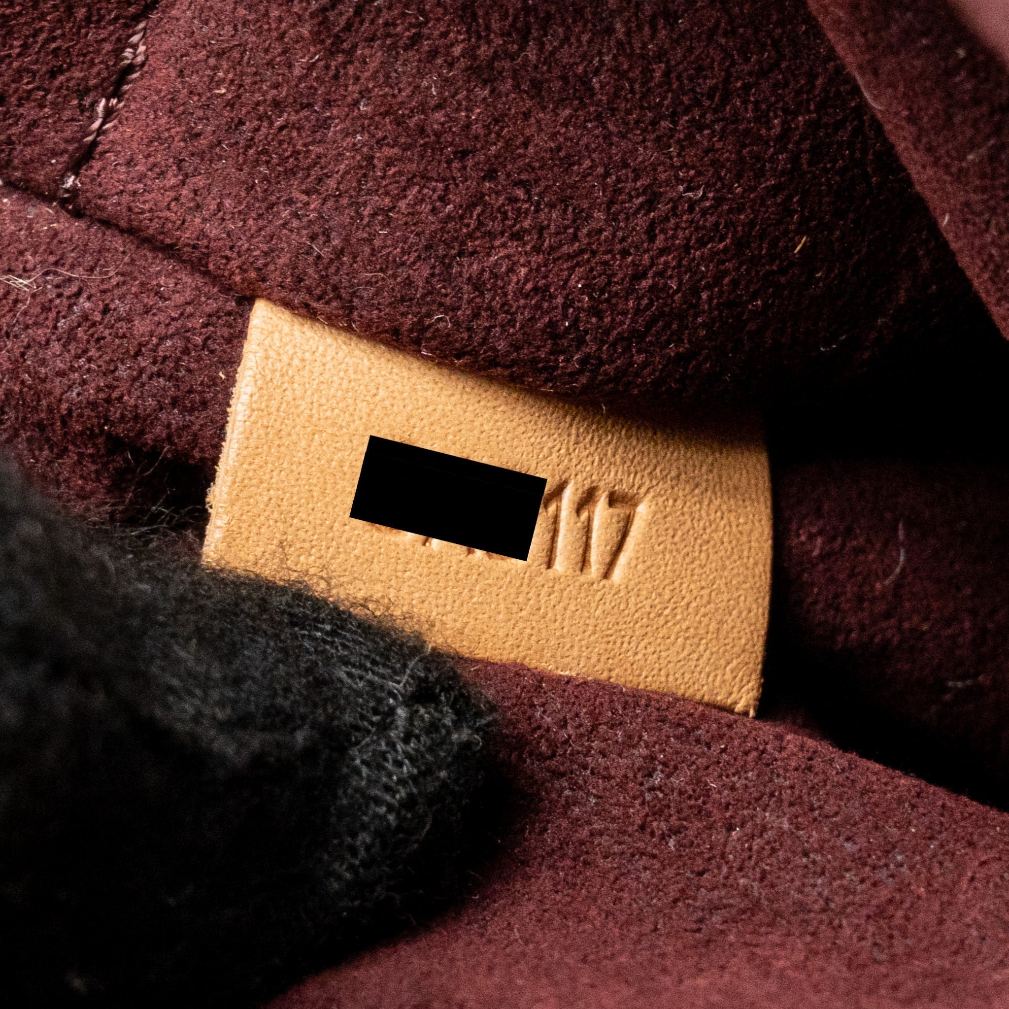 louis-vuitton-montaigne-bb-monogram-canvas-ghw-3