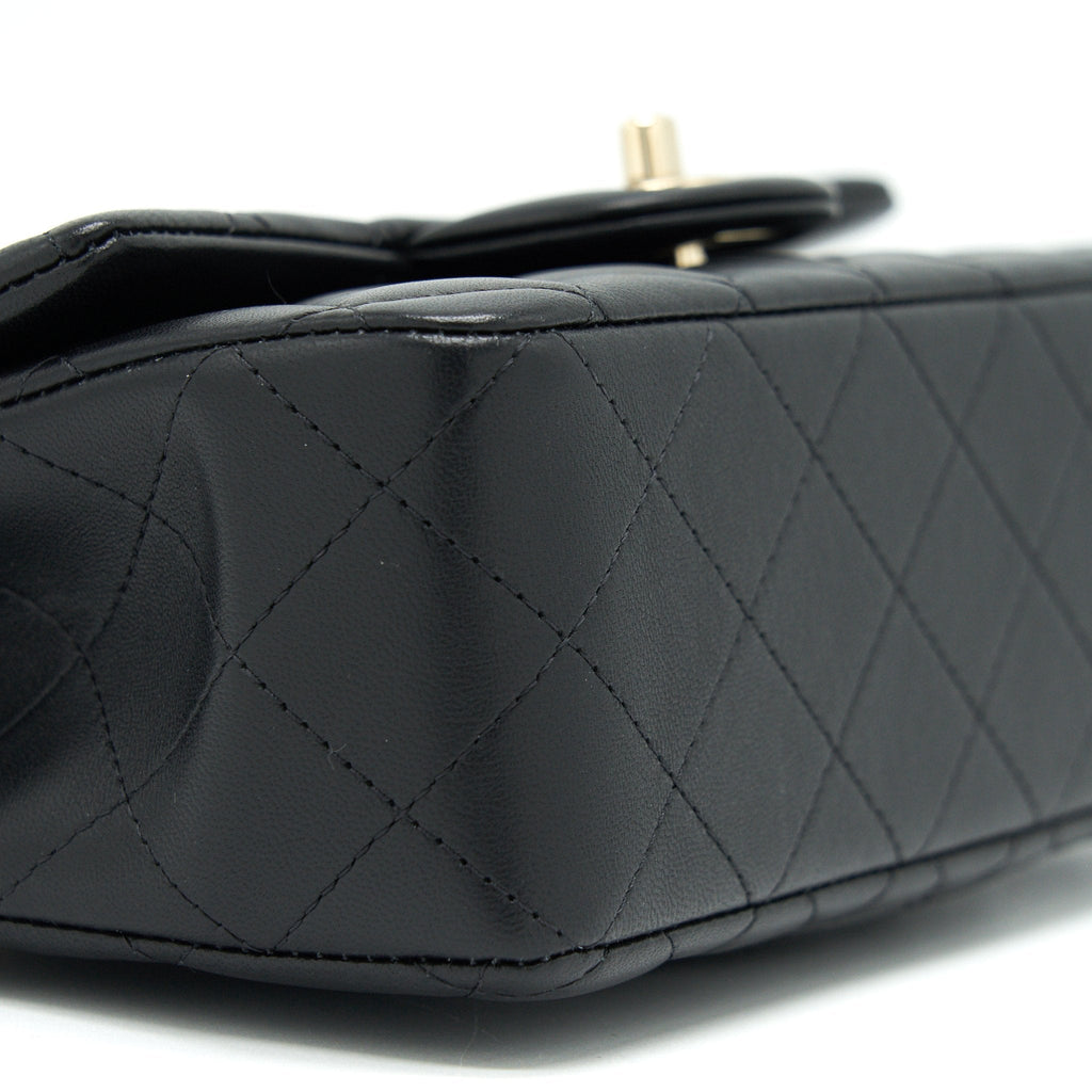 chanel-21k-top-handle-mini-rectangular-flap-bag-black-ghw