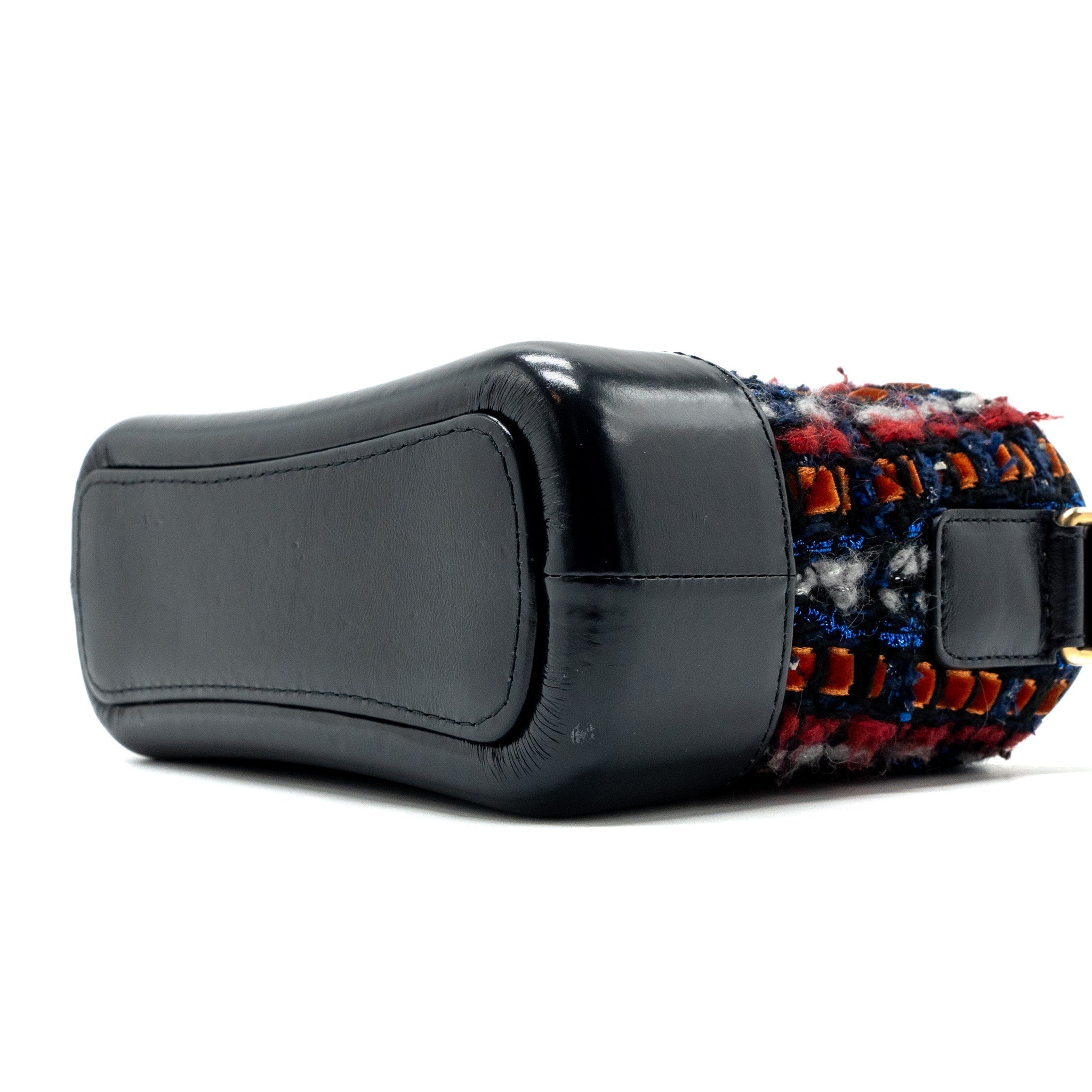 chanel-small-gabrielle-hobo-bag-tweed-calfskin-multicolour-with-multicolour-hardware