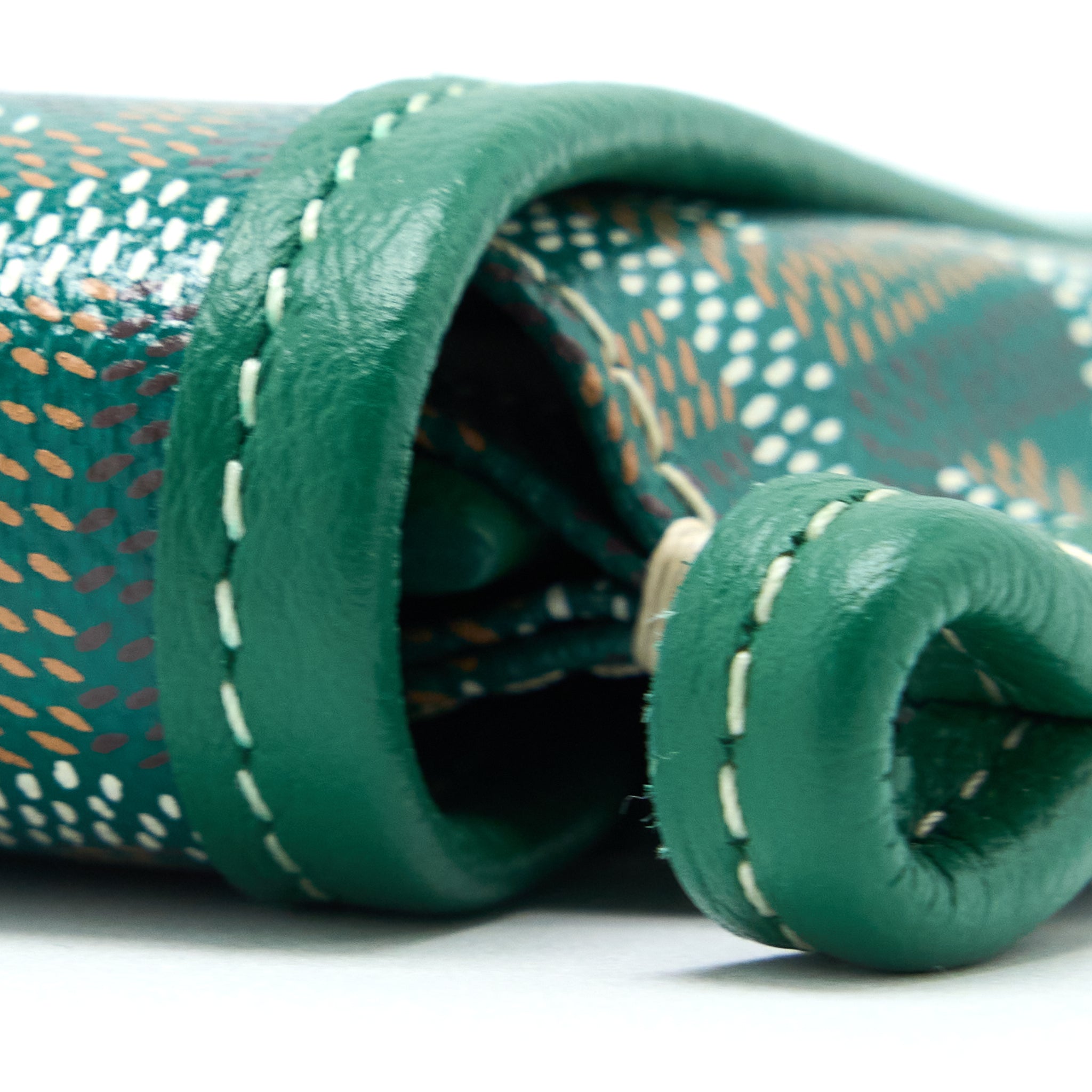 goyard-portefeuille-pochette-plumet-goyardine-canvas-vert-shw