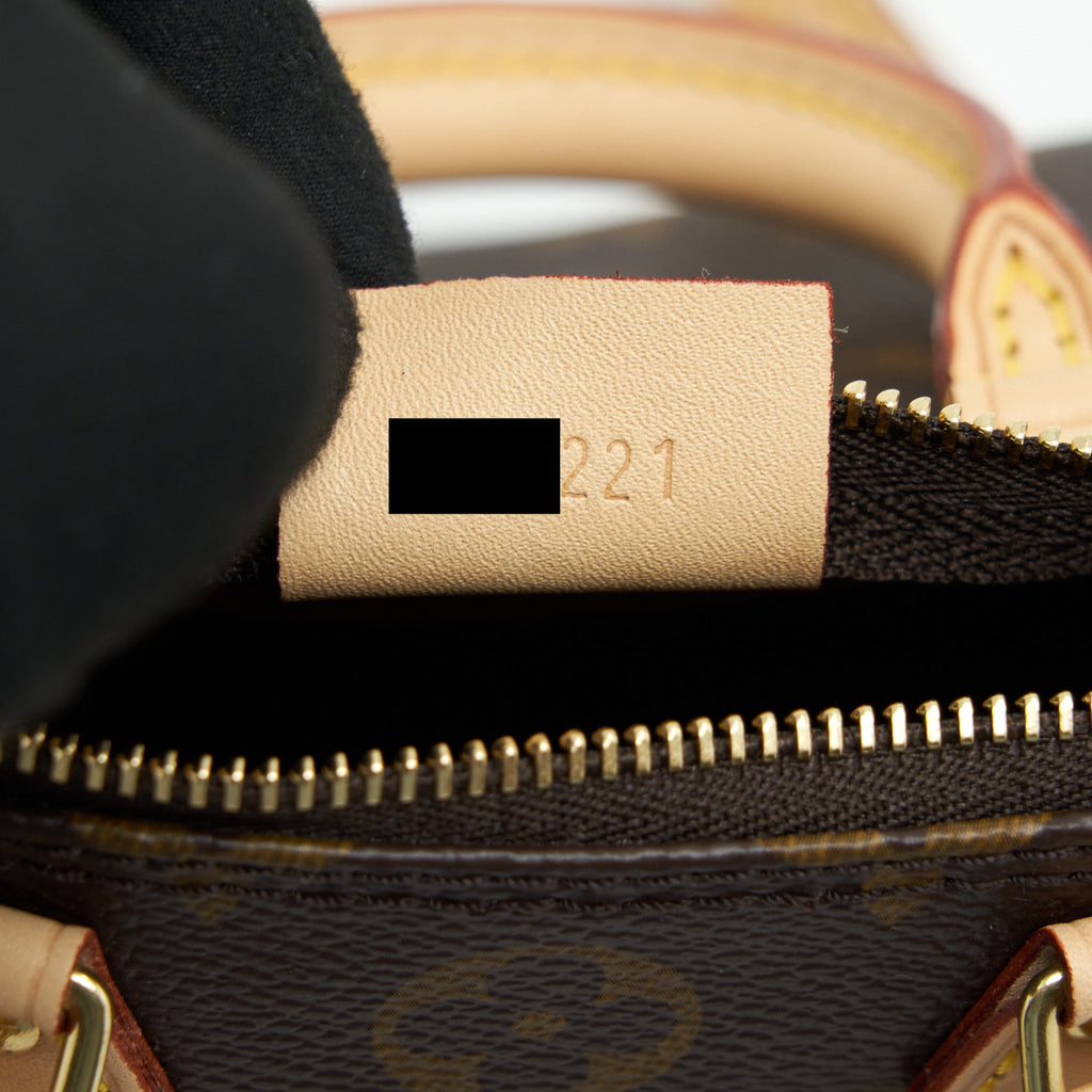 louis-vuitton-nano-speedy-monogram-canvas-lghw