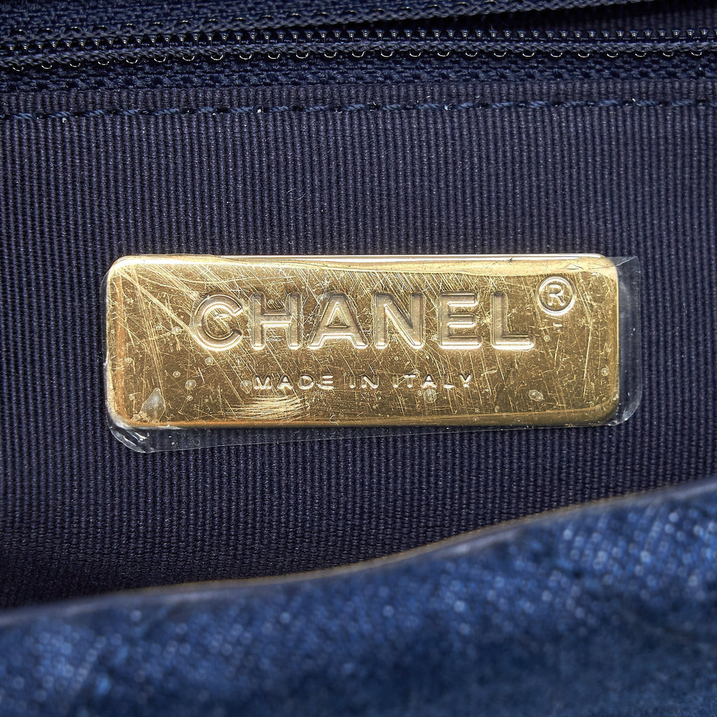 chanel-22p-small-19-bag-denim-blue-with-gold-and-silver-hardware