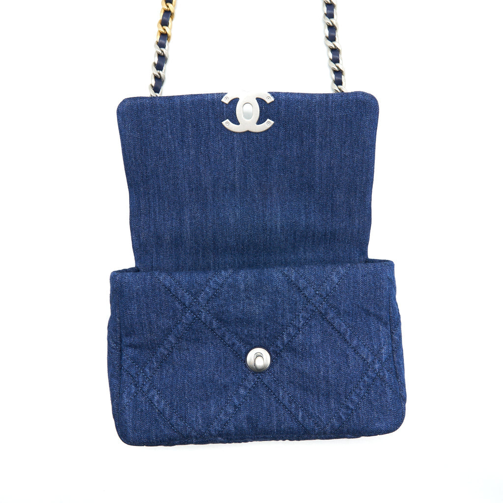 chanel-22p-small-19-bag-denim-blue-with-gold-and-silver-hardware
