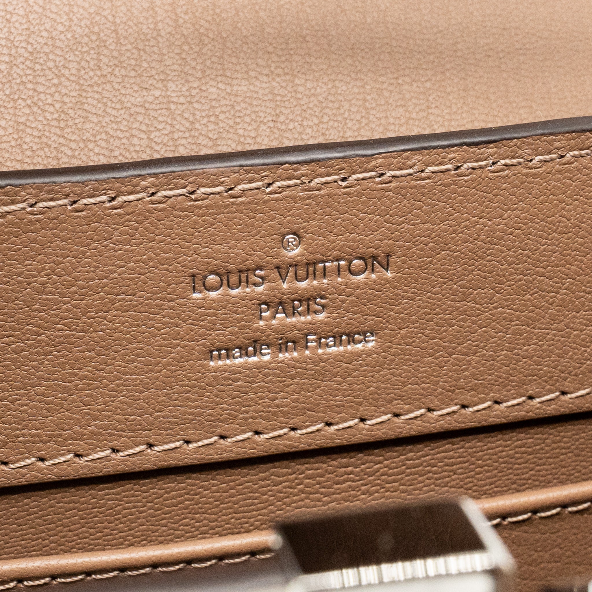 louis-vuitton-capucines-mini-himalayan-crocodile-white-shw