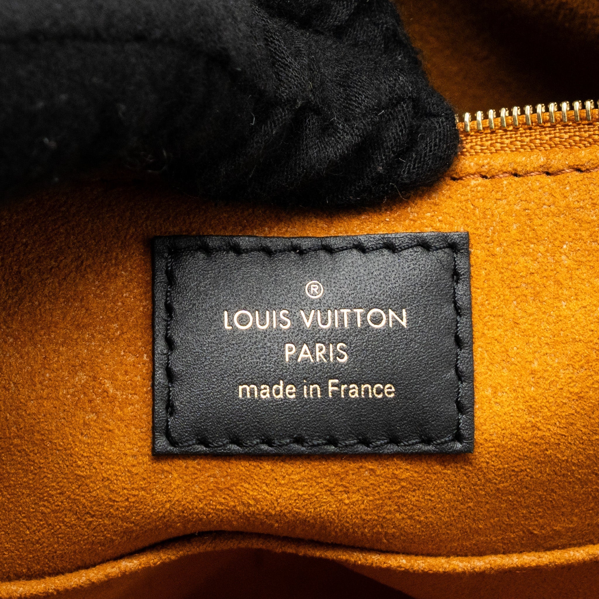louis-vuitton-onthego-mm-monogram-empriente-leather-black-ghw