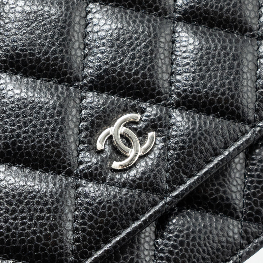 chanel-classic-wallet-on-chain-caviar-black-shw-microchip-7