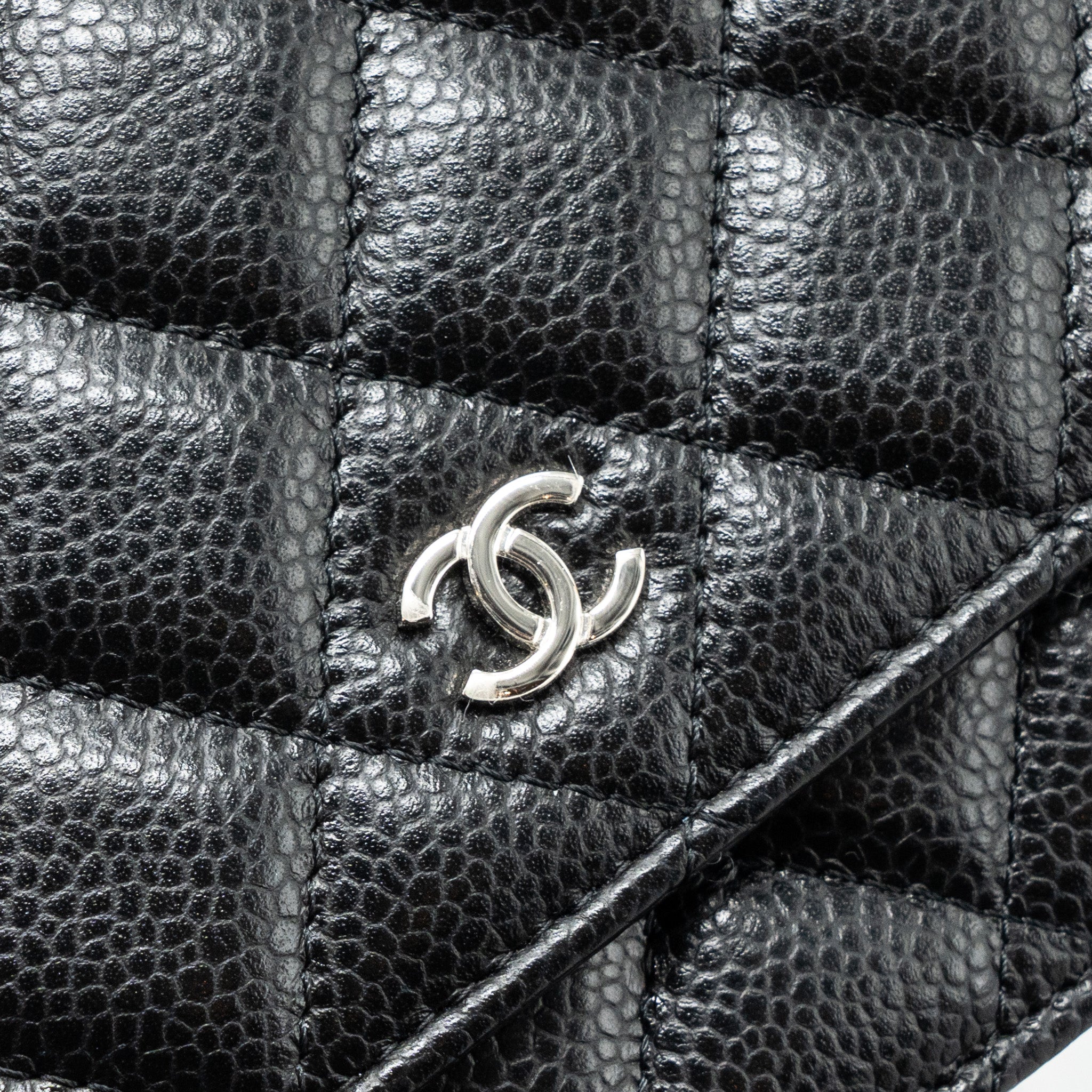 chanel-classic-wallet-on-chain-caviar-black-shw-microchip-7