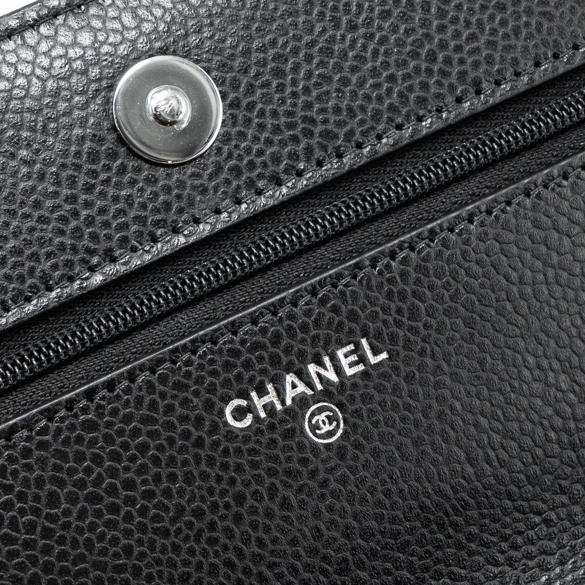 chanel-classic-wallet-on-chain-caviar-black-shw-microchip-7
