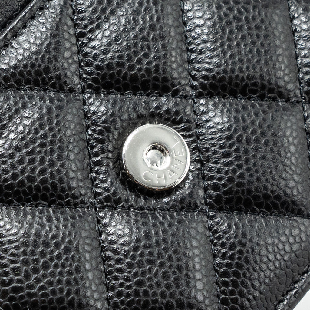 chanel-classic-wallet-on-chain-caviar-black-shw-microchip-7