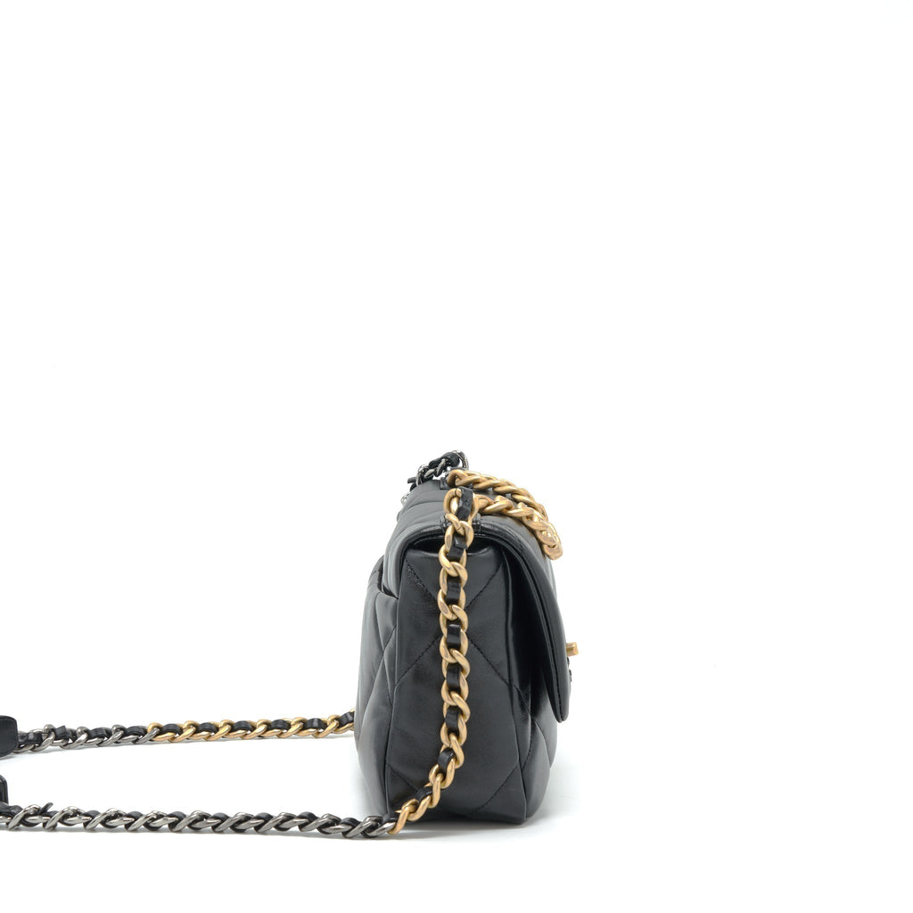 chanel-small-19-bag-lambskin-black-ghw-microchip
