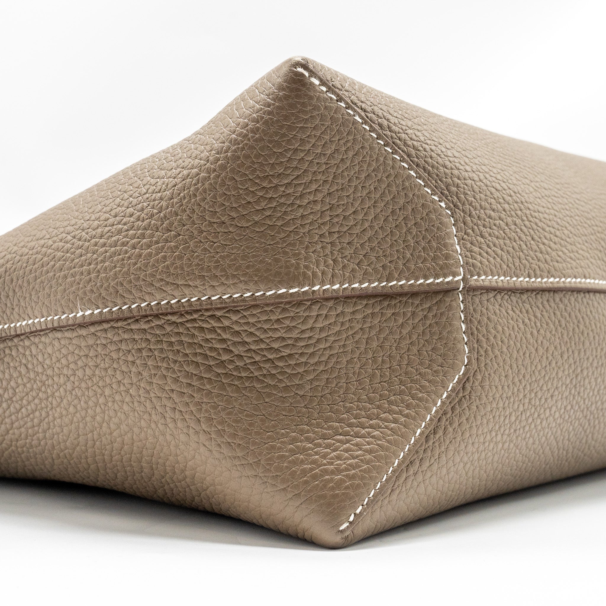 hermes-cabasellier-46-clemence-etoupe-stamp-u