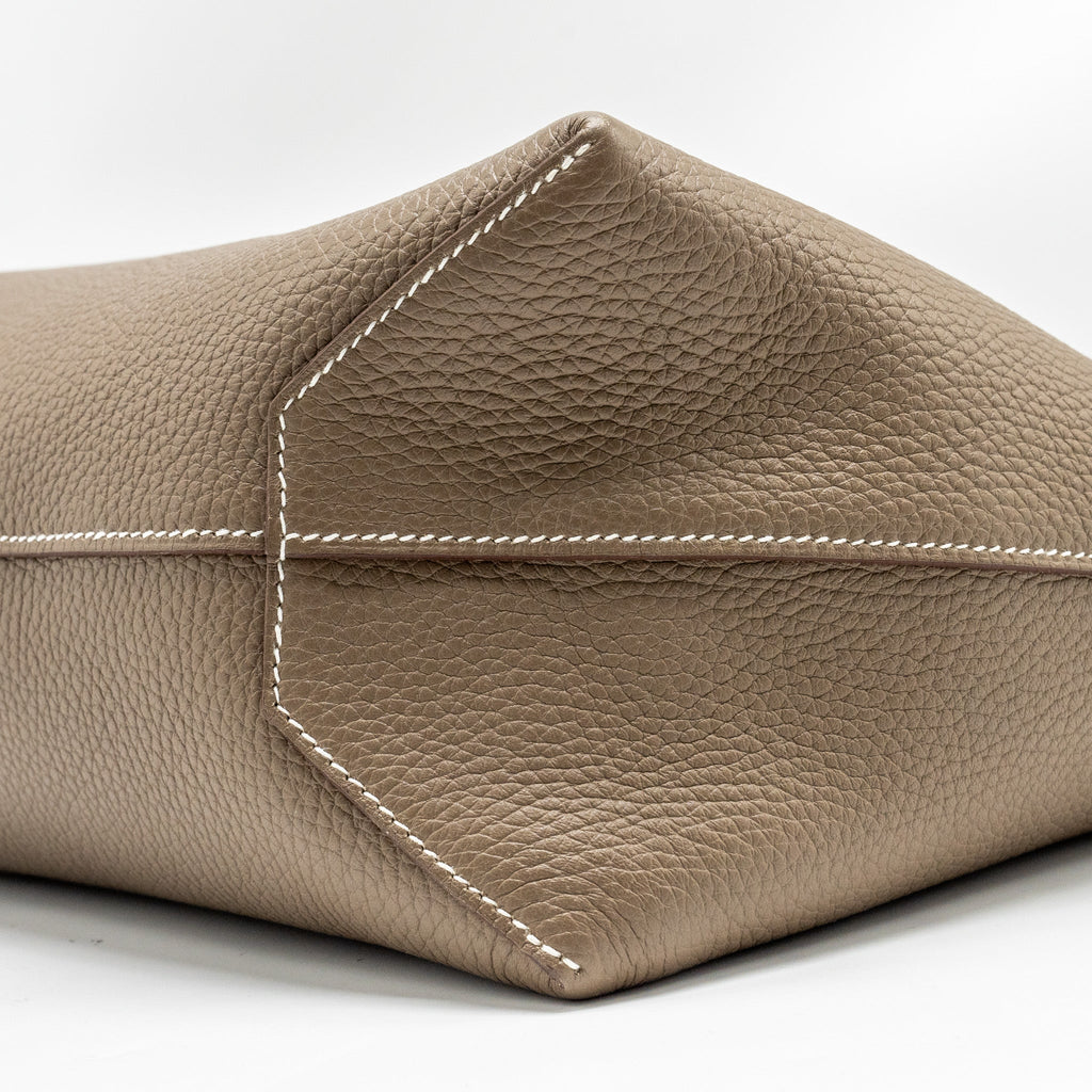hermes-cabasellier-46-clemence-etoupe-stamp-u