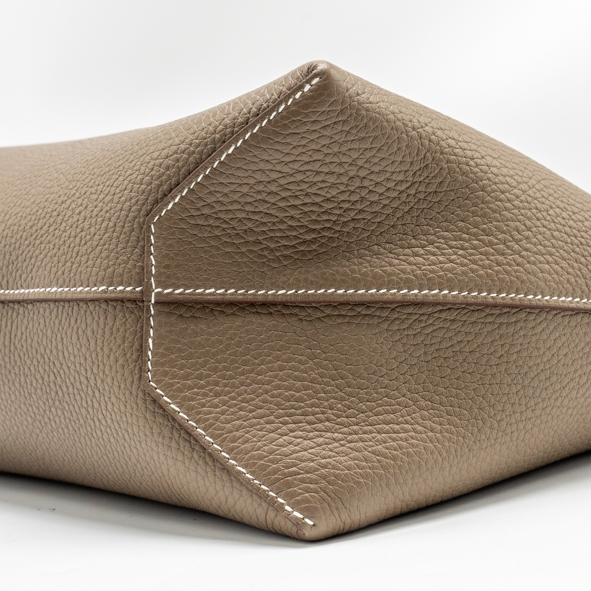 hermes-cabasellier-46-clemence-etoupe-stamp-u