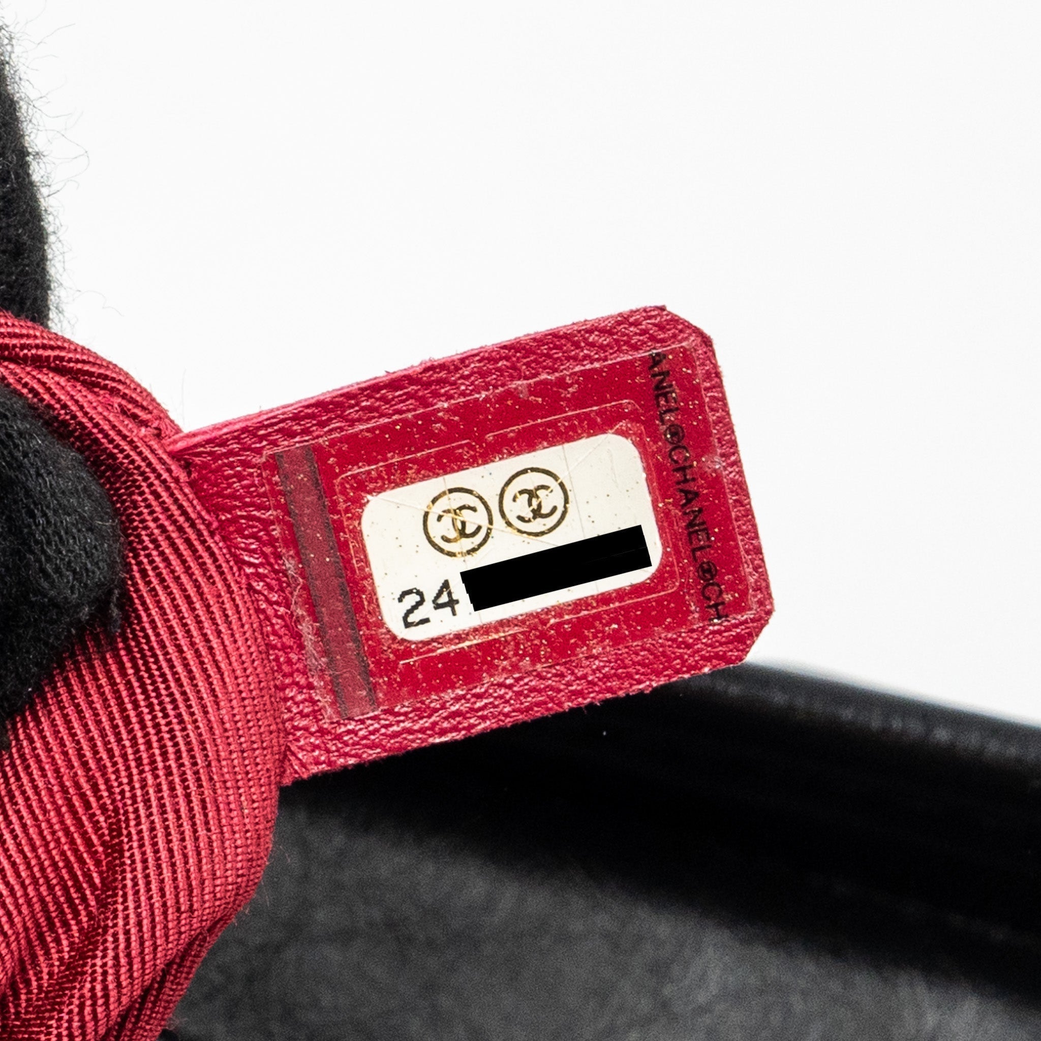 chanel-medium-gabrielle-hobo-bag-aged-calfskin-black-multicolour-hardware-1