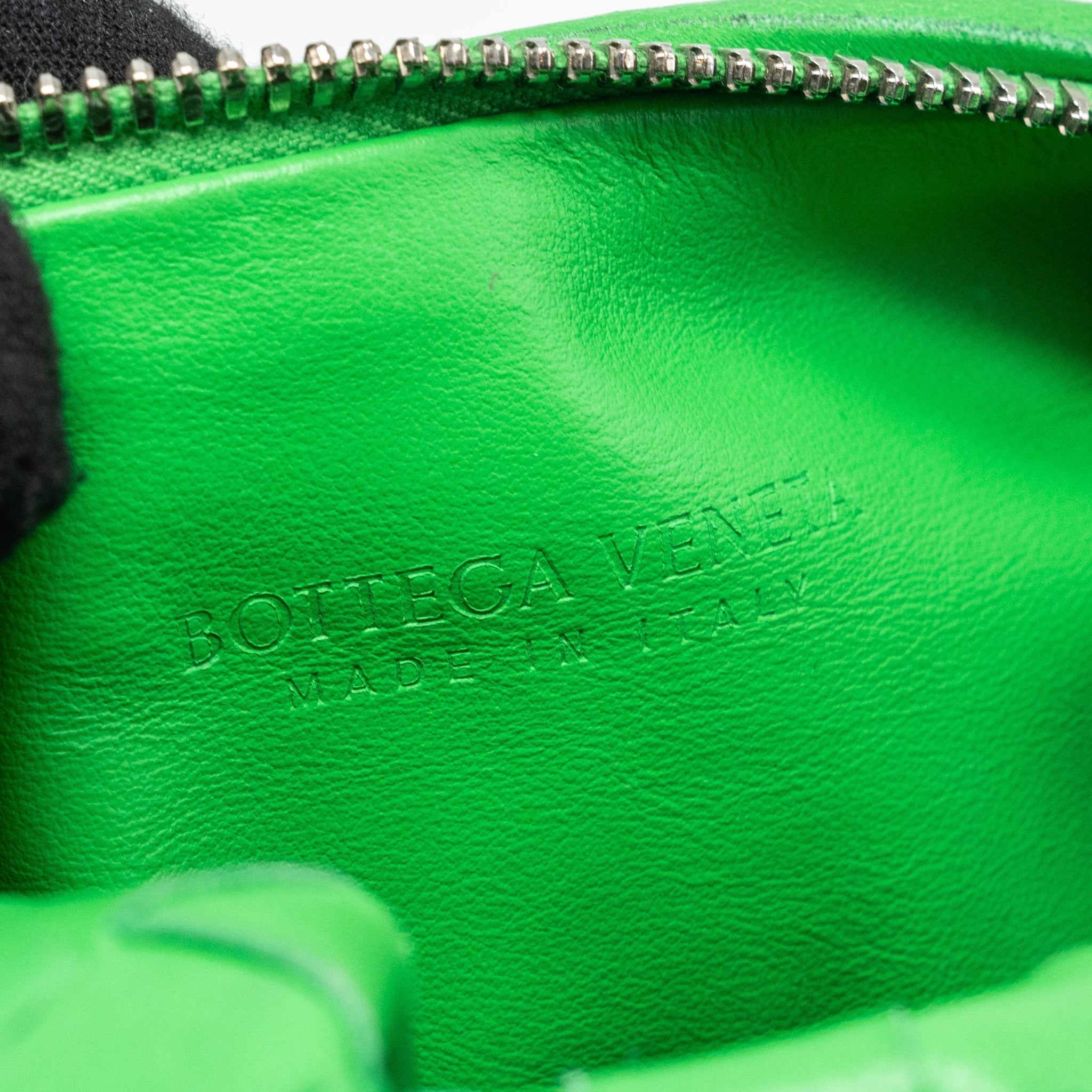 bottega-veneta-mini-jodie-lambskin-green-shw-1