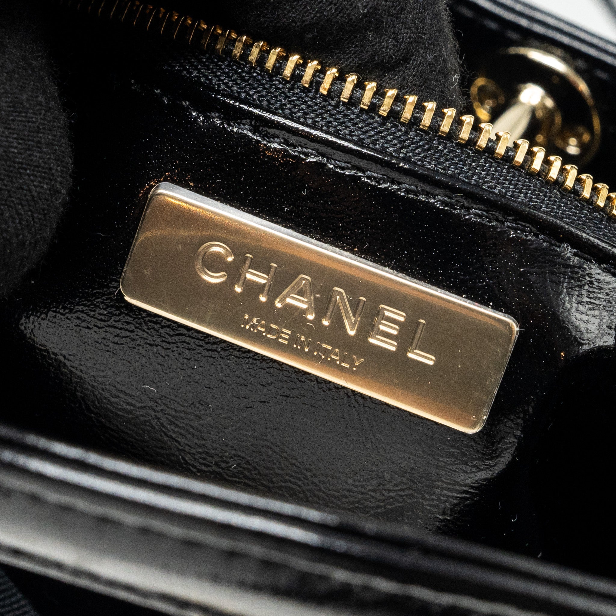 chanel-24s-mini-31-bag-shiny-lambskin-black-ghw-microchip-copy-1