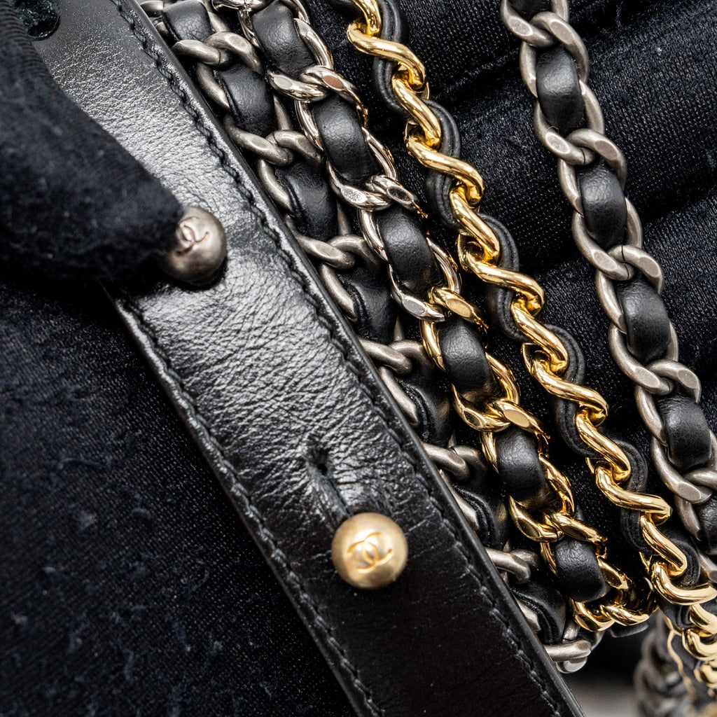 chanel-small-gabrielle-hobo-bag-calfskin-black-multicolor-hardware-1