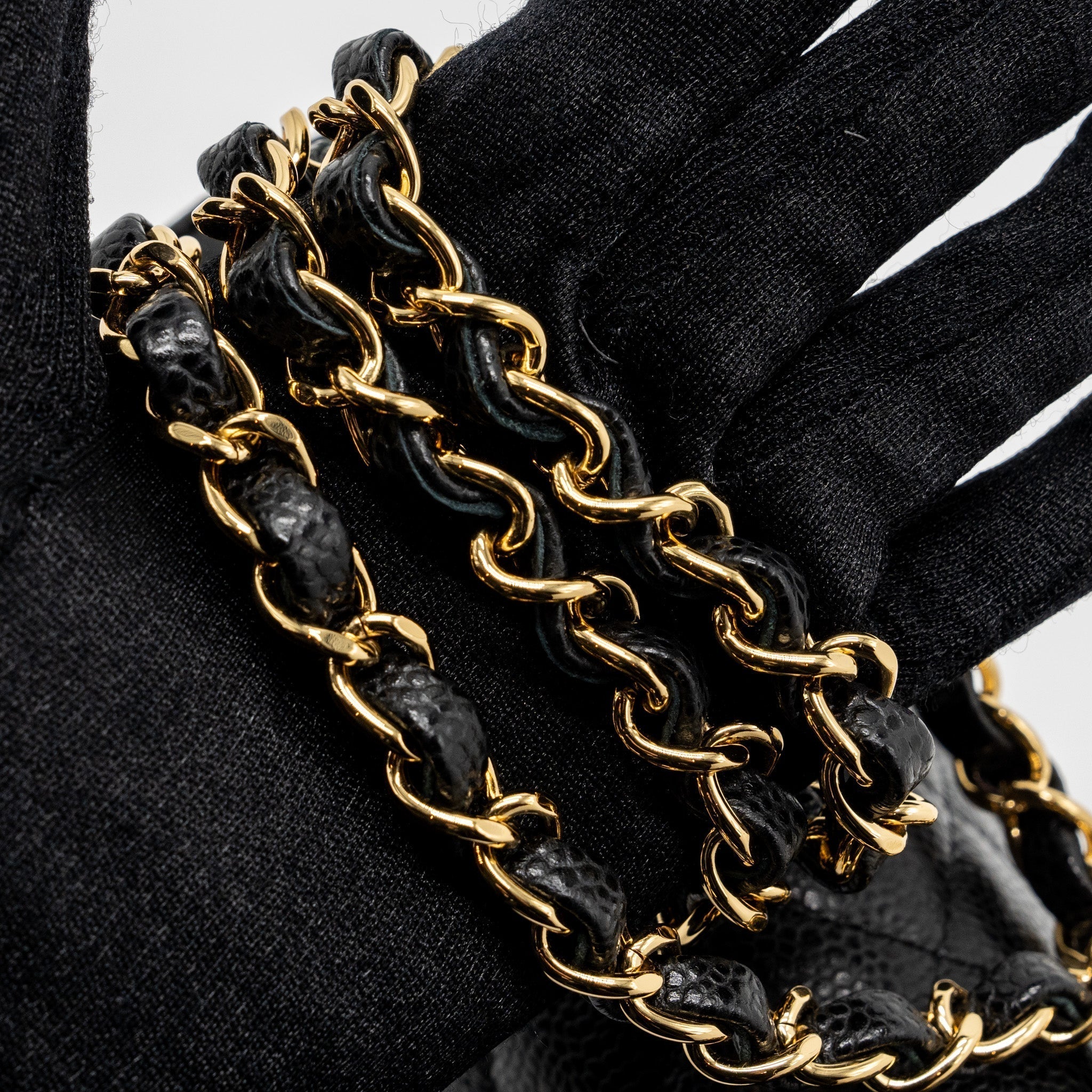 chanel-small-classic-double-flap-bag-caviar-black-ghw-3