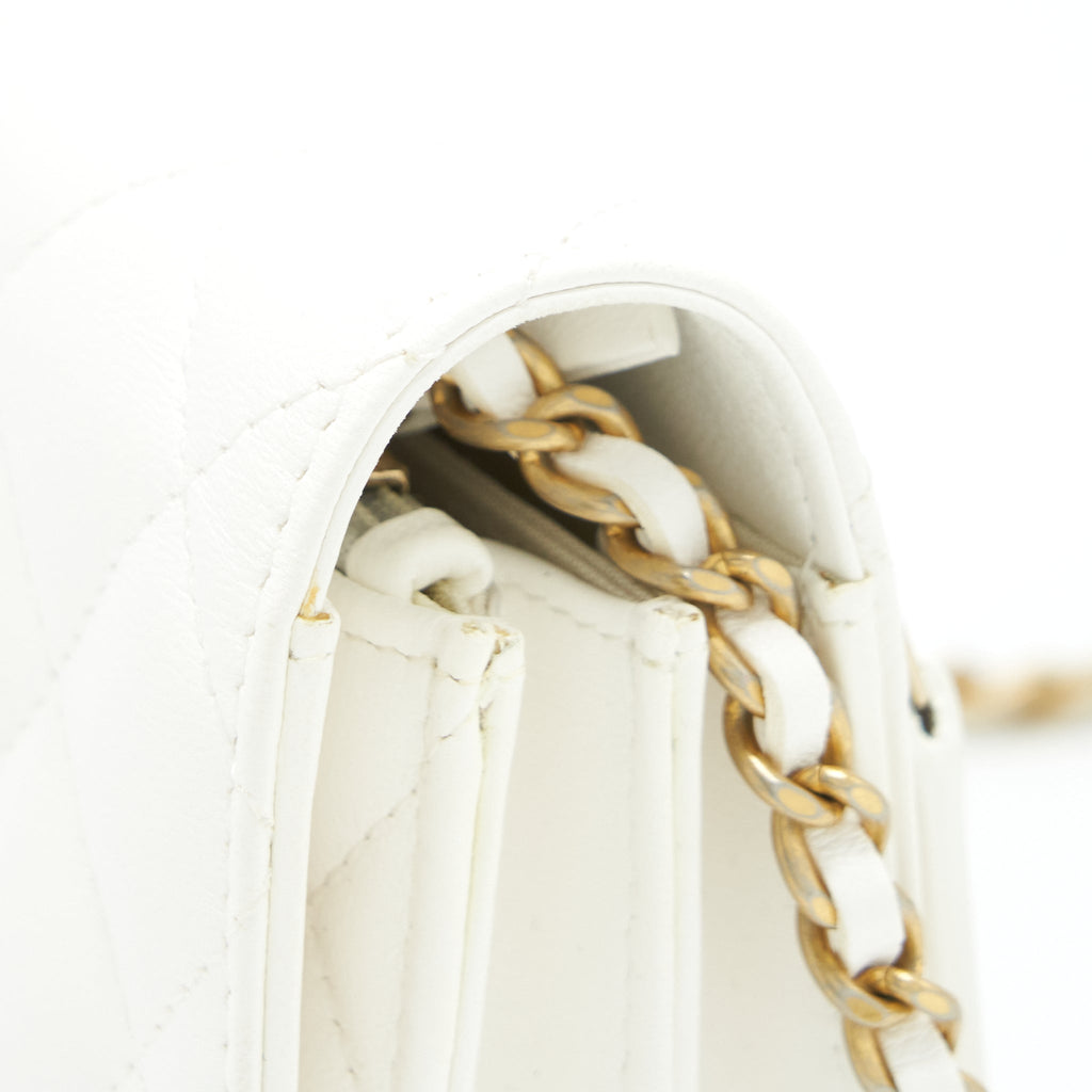 chanel-small-wallet-on-chain-with-ribbon-chain-lambskin-white-ghw