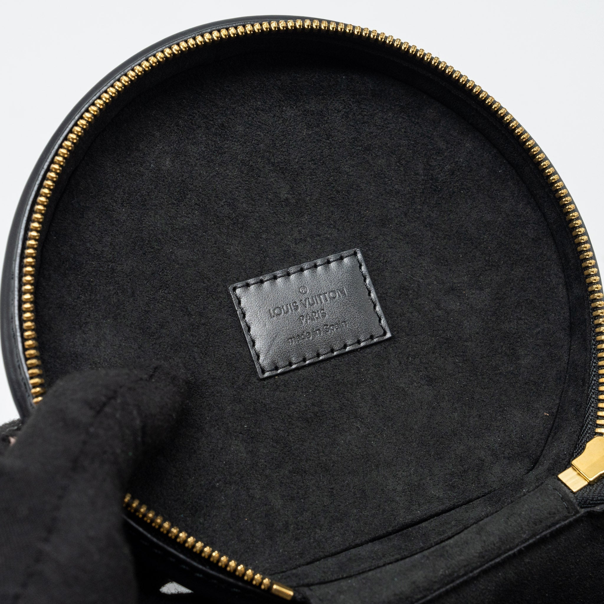 louis-vuitton-cannes-monogram-reverse-canvas-monogram-canvas-ghw